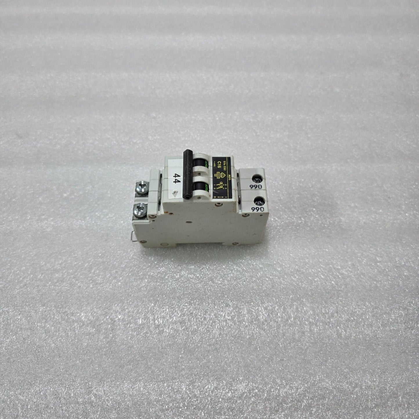 AEG ELFA E82 C16 2 POLE MINIATURE CIRCUIT BREAKER MCB 16A 415V 6KA