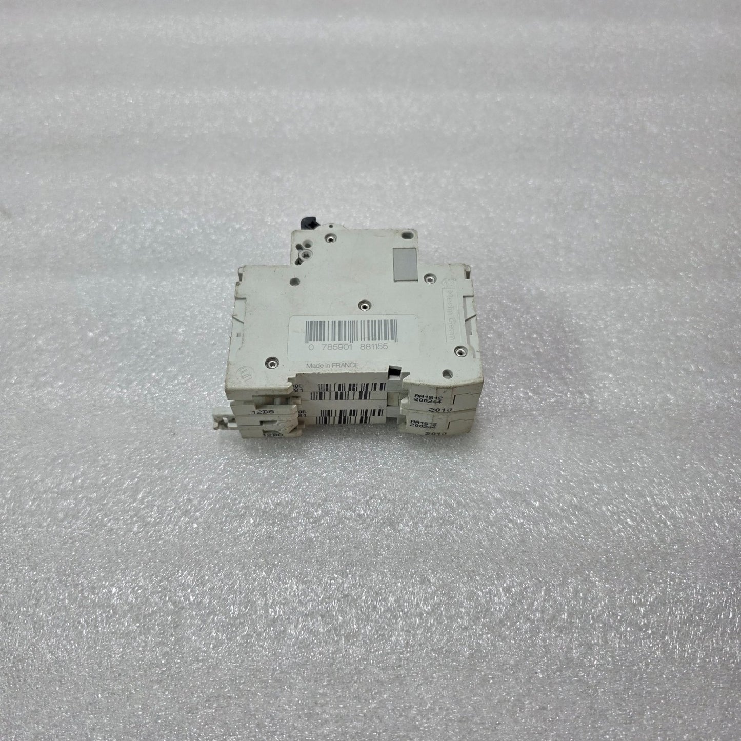 S ELECTRIC MULTI 9 C60 D2A 2 POLE MINIATURE CIRCUIT BREAKER MCB 2A 480Y/277V