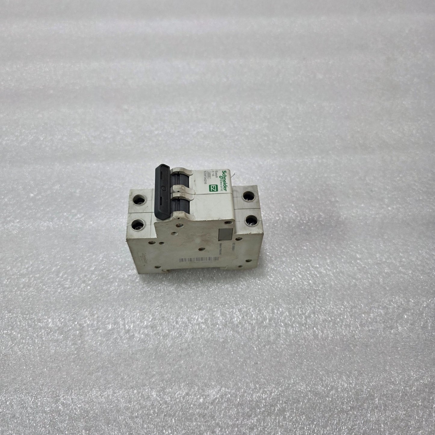 S ELECTRIC EASY9 EZ9F34216 C16 2 POLE MCB 16A 4.5KA CIRCUIT BREAKER