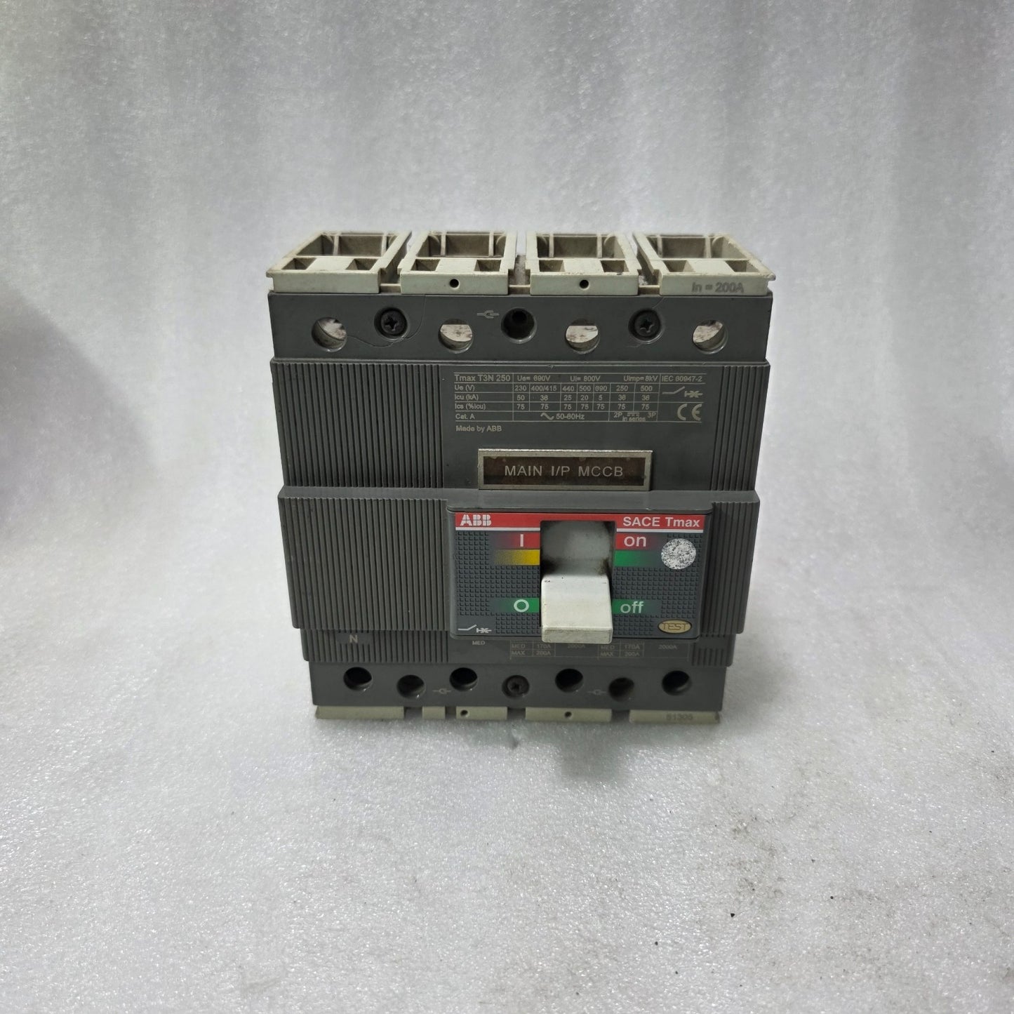 ABB SACE TMAX T3N 250 MCCB 200A 3/4 POLE 690V MOLDED CASE CIRCUIT BREAKER 36KA