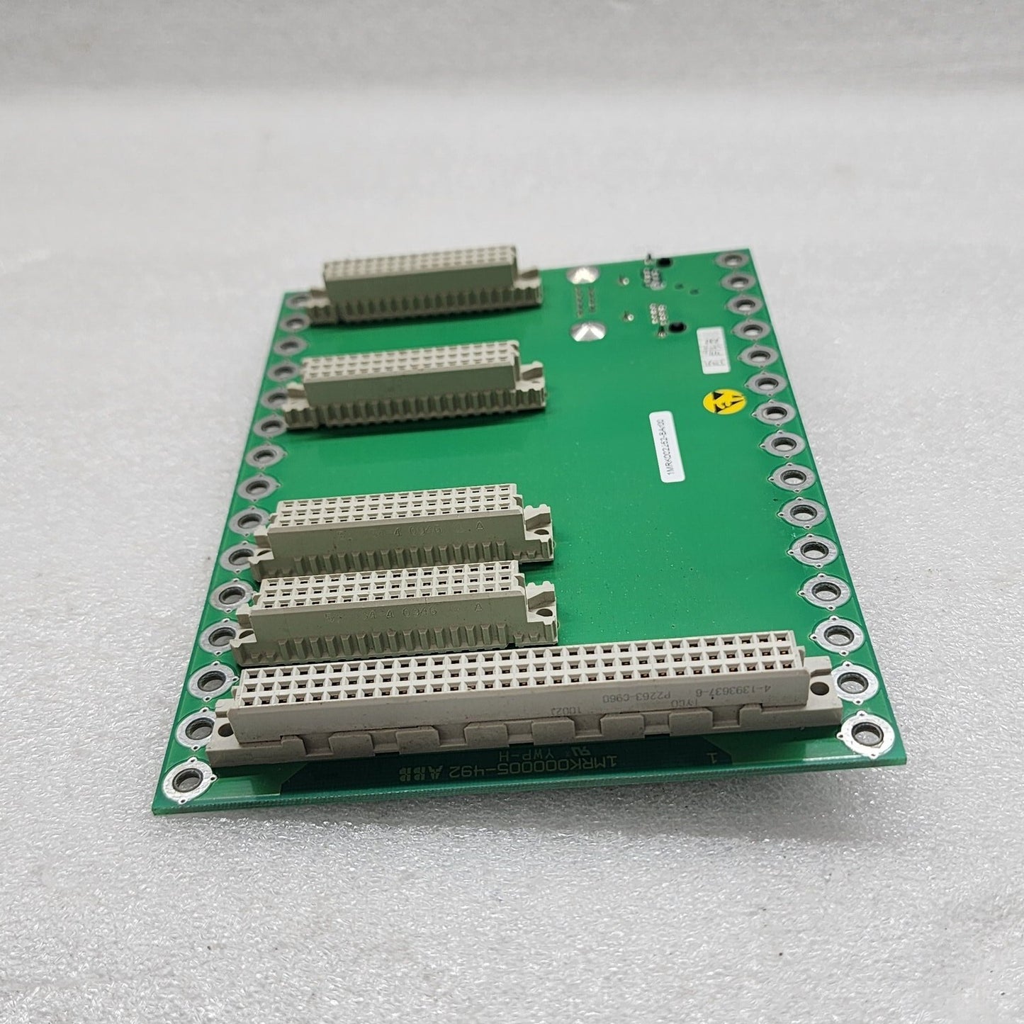 ABB 1MRK002252-BAR00 PROTECTION RELAY
