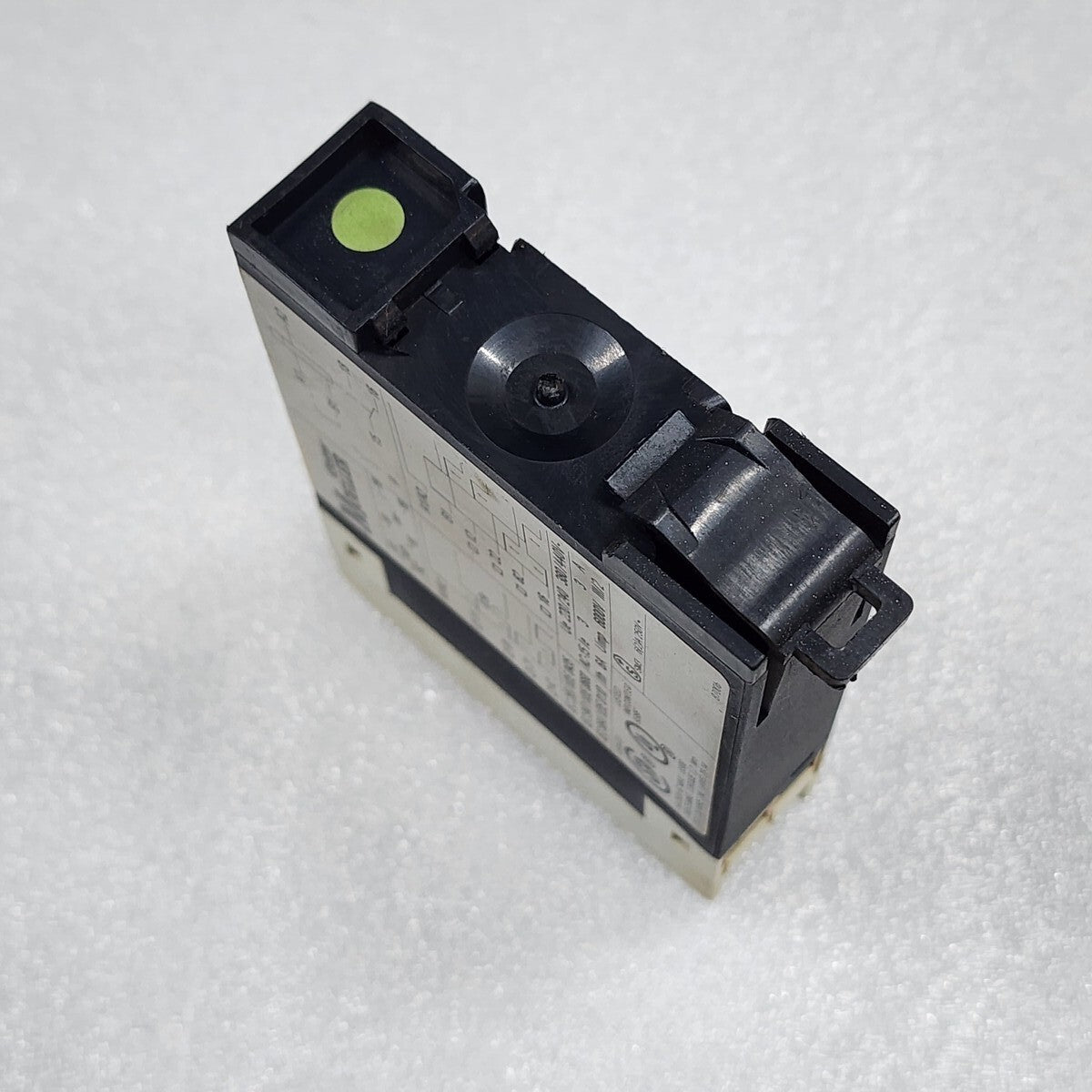 MOELLER TE 69-A TIMING RELAY 24-240VAC/DC