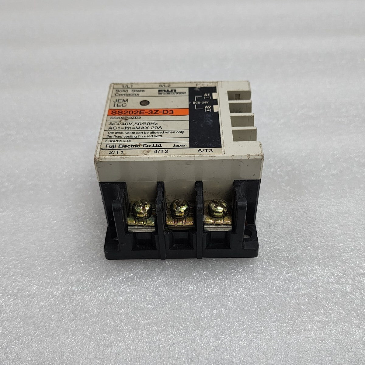 FUJI ELECTRIC SS202E-3Z-D3 SOLID STATE CONTACTORS 20A 240V