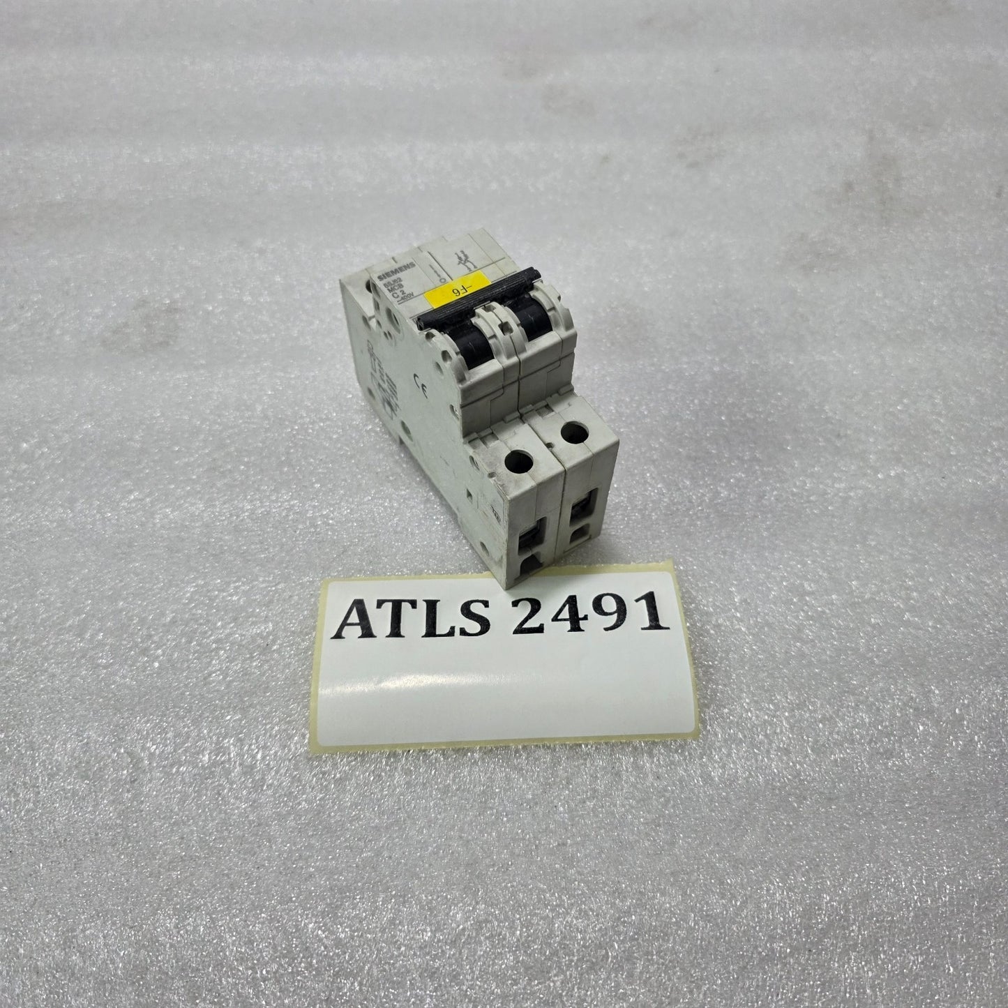 SIEMENS 5SJ62 C2 2 POLE MCB 2A 400V MINIATURE CIRCUIT BREAKER