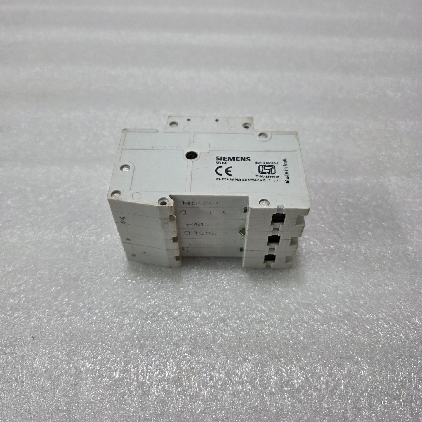SIEMENS 5SX43 C6 3 POLE MCB 6A 240/415V MINIATURE CIRCUIT BREAKER 10KA