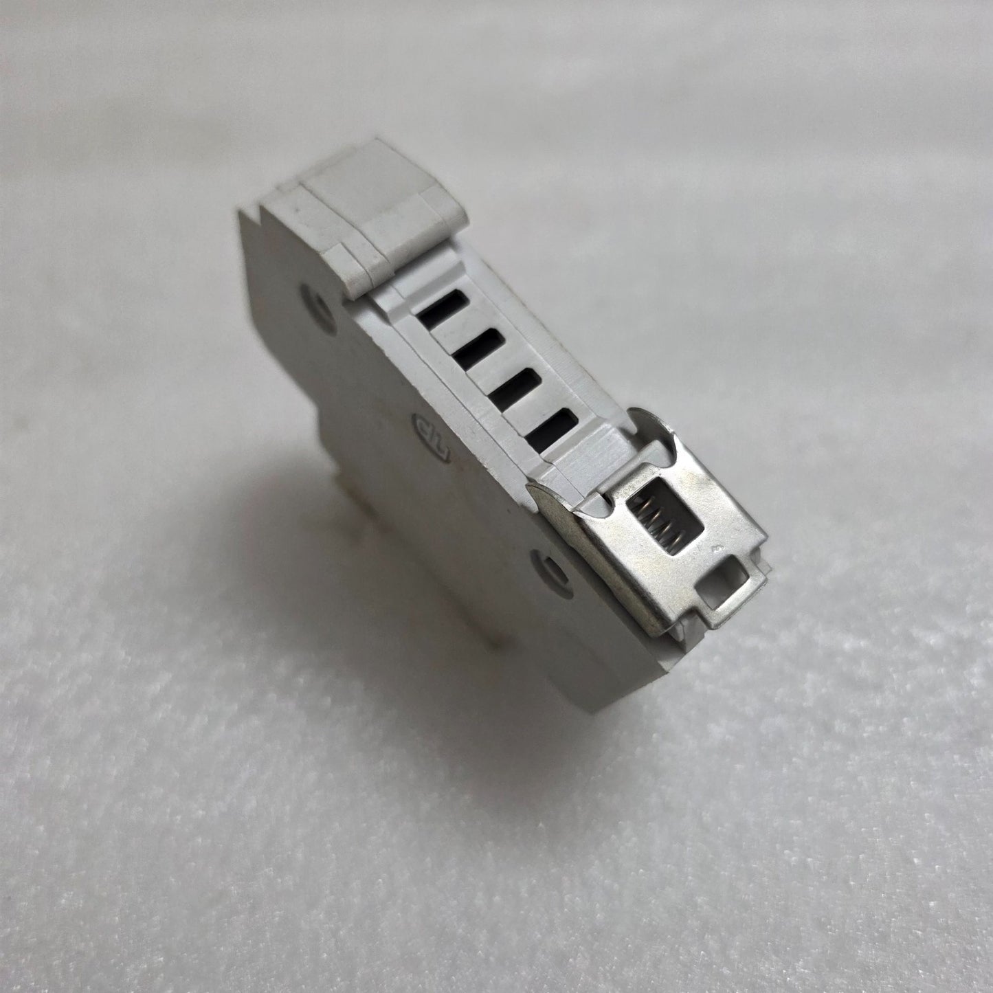 MRC RT18-32 FUSE DISCONNECTOR 32A 10 X 38 MM