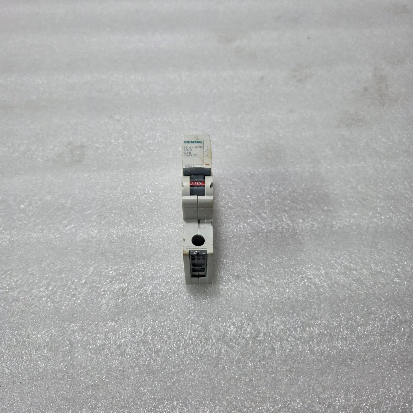 SIEMENS 5SL61167RC C16 16A SINGLE POLE MCB 240/415V MINIATURE CIRCUIT BREAKER