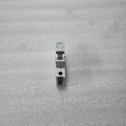 SIEMENS 5SL61167RC C16 16A SINGLE POLE MCB 240/415V MINIATURE CIRCUIT BREAKER