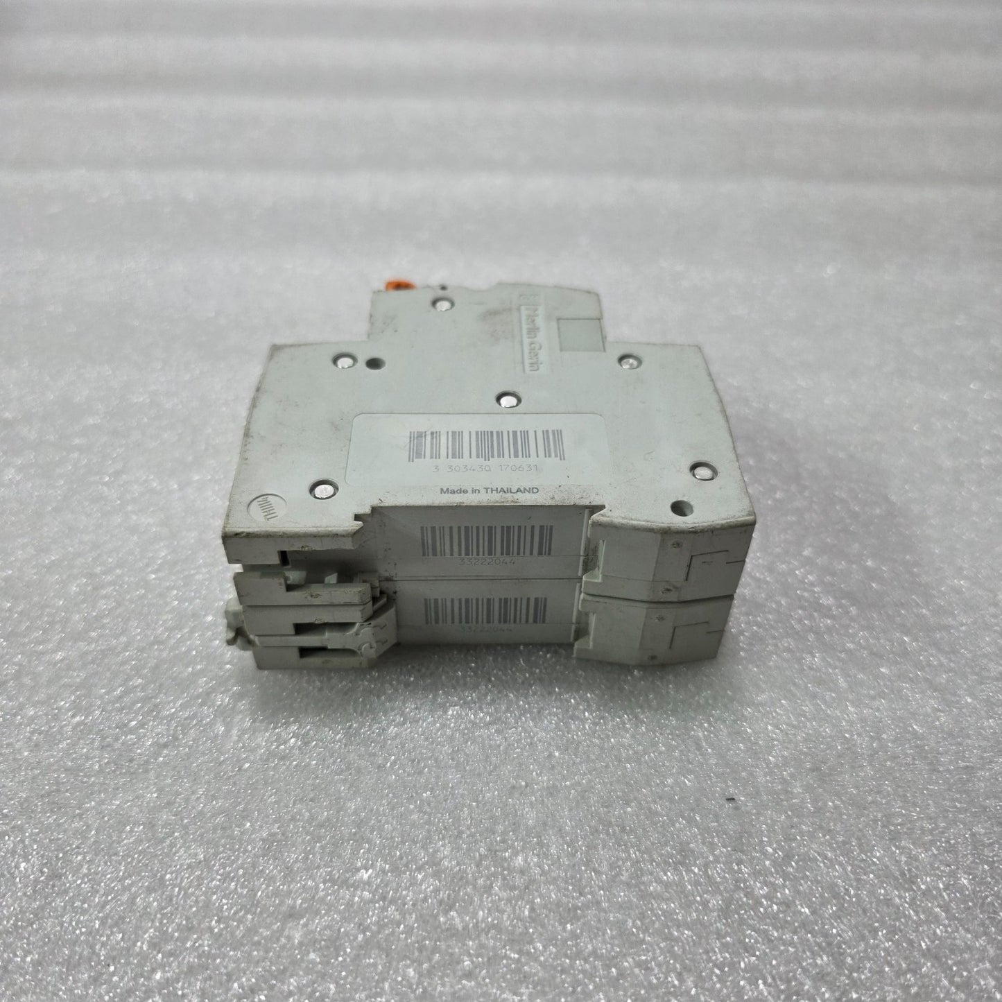 S ELECTRIC DOMA62 C32 2 POLE MCB 32A MINIATURE CIRCUIT BREAKER