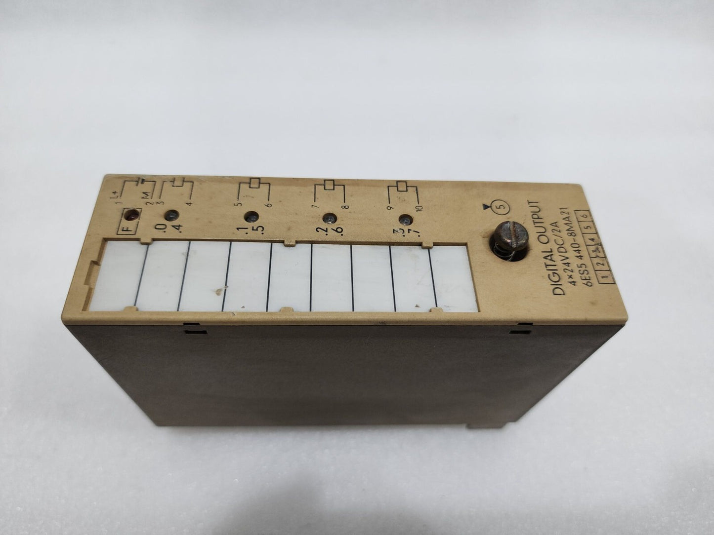 SIEMENS SIMATIC S5 6ES5 440-8MA21 DIGITAL OUTPUT MODULE