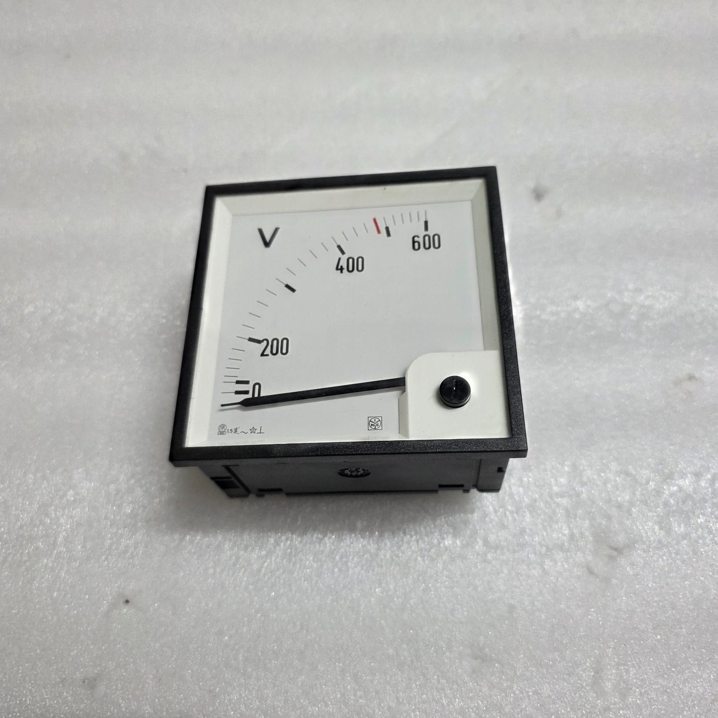 IME RQ96E Analog AC Voltmeter Panel Meter 0 to 600 VAC