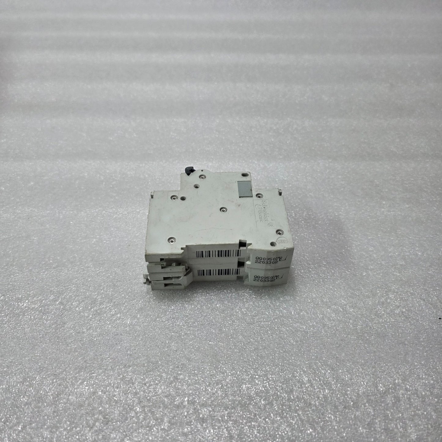 S ELECTRIC C65N D20A 2 POLE MCB 20A 400V MINIATURE CIRCUIT BREAKER