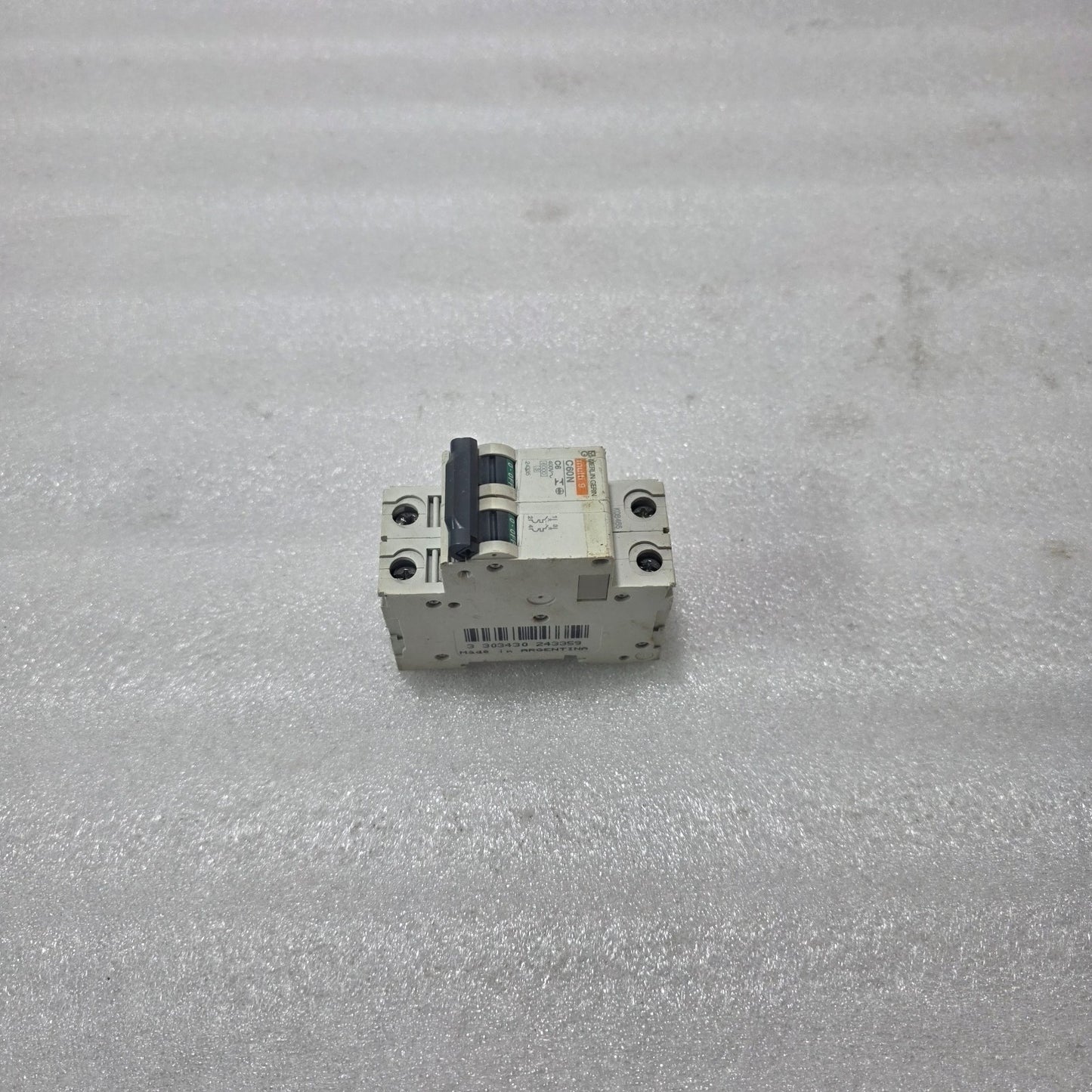 MERLIN GERIN MULTI9 C60N C6 2 POLE MCB 6A 400V 6KA CIRCUIT BREAKER