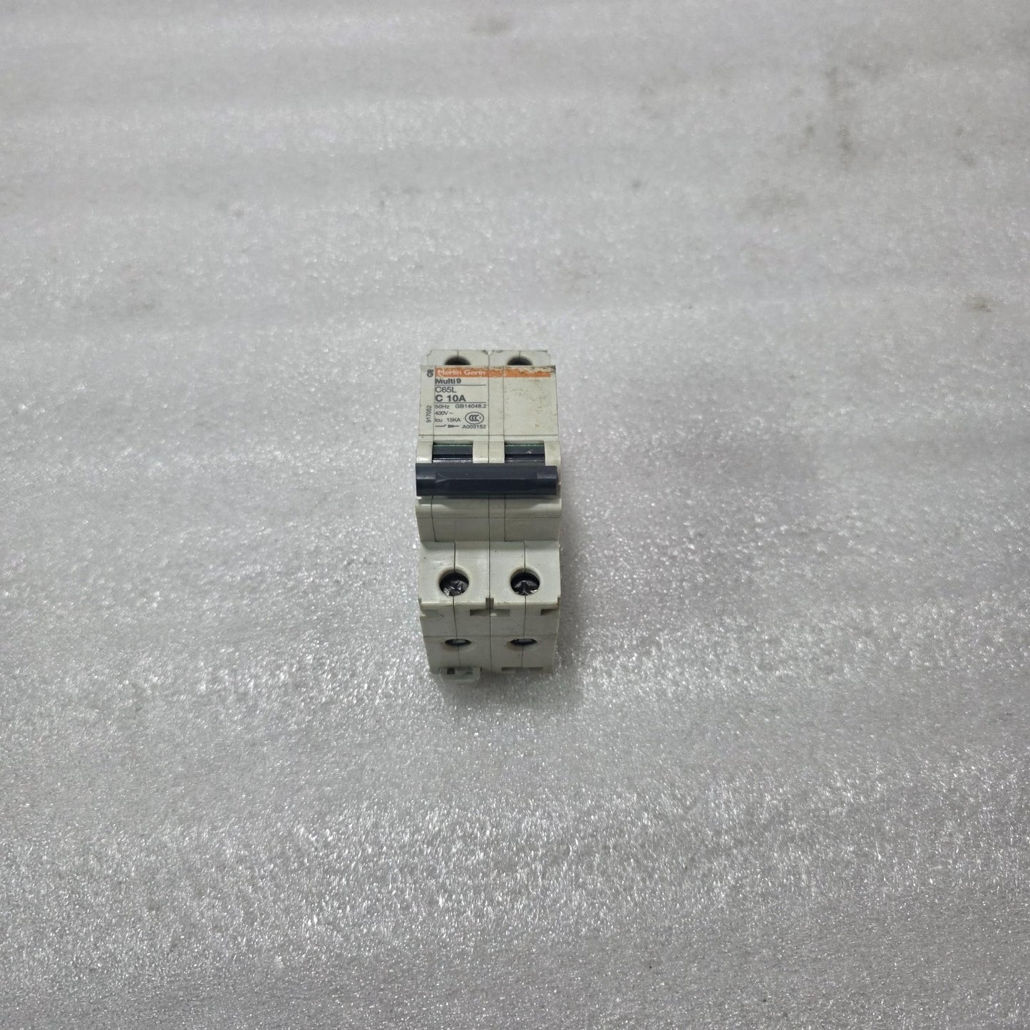 MERLIN GERIN MULTI9 C65L C10A 2 POLE MCB 400V 15KA CIRCUIT BREAKER