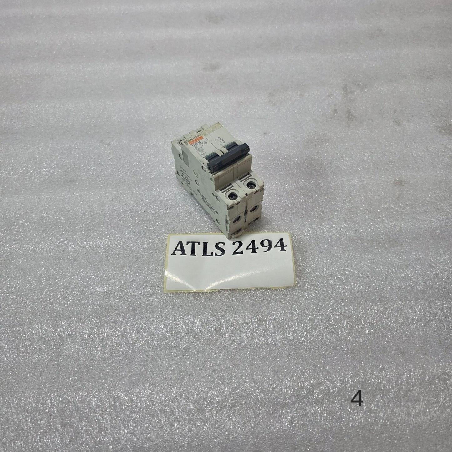 MERLIN GERIN MULTI9 C60N C6 2 POLE MCB 6A 400V 6KA CIRCUIT BREAKER