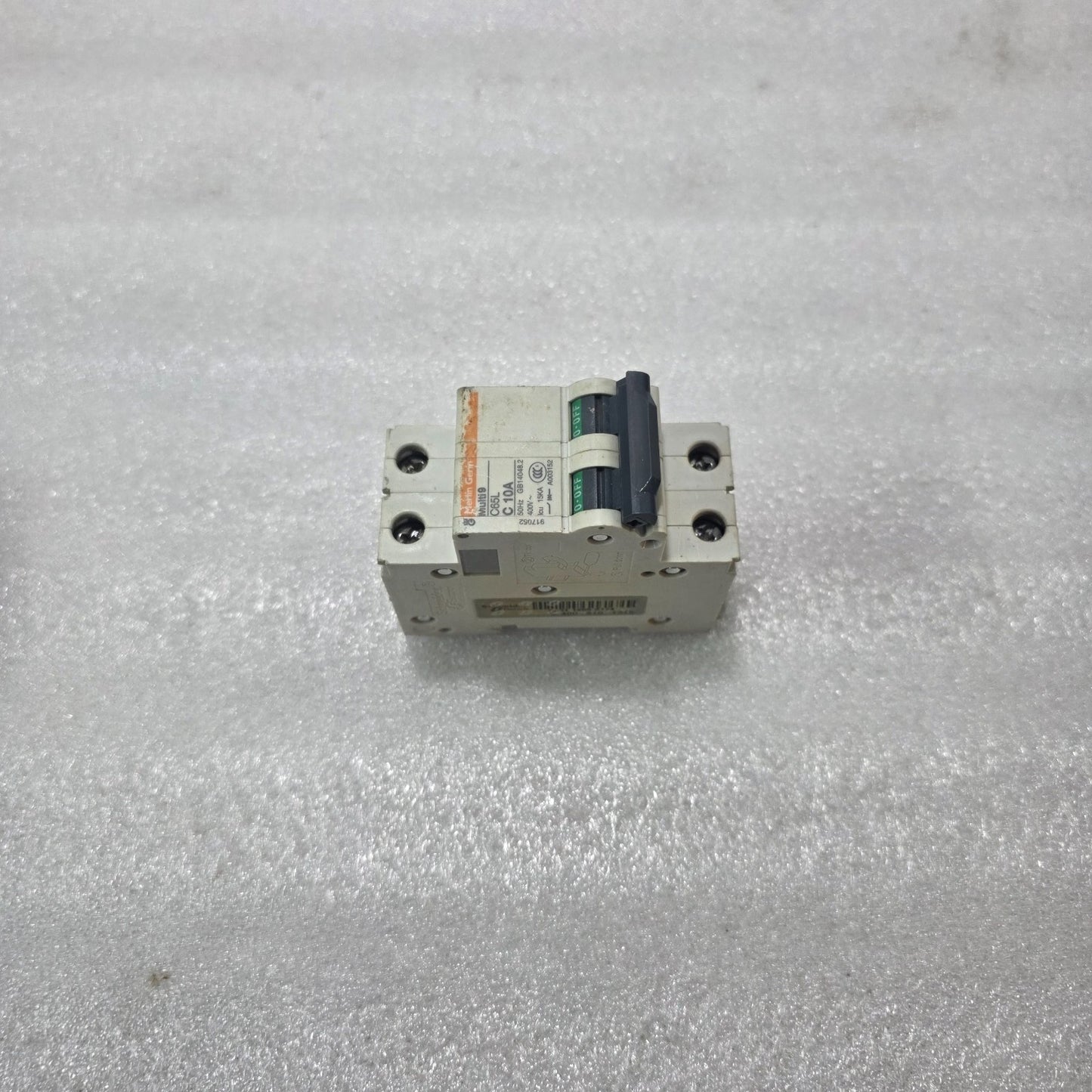 MERLIN GERIN MULTI9 C65L C10A 2 POLE MCB 400V 15KA CIRCUIT BREAKER