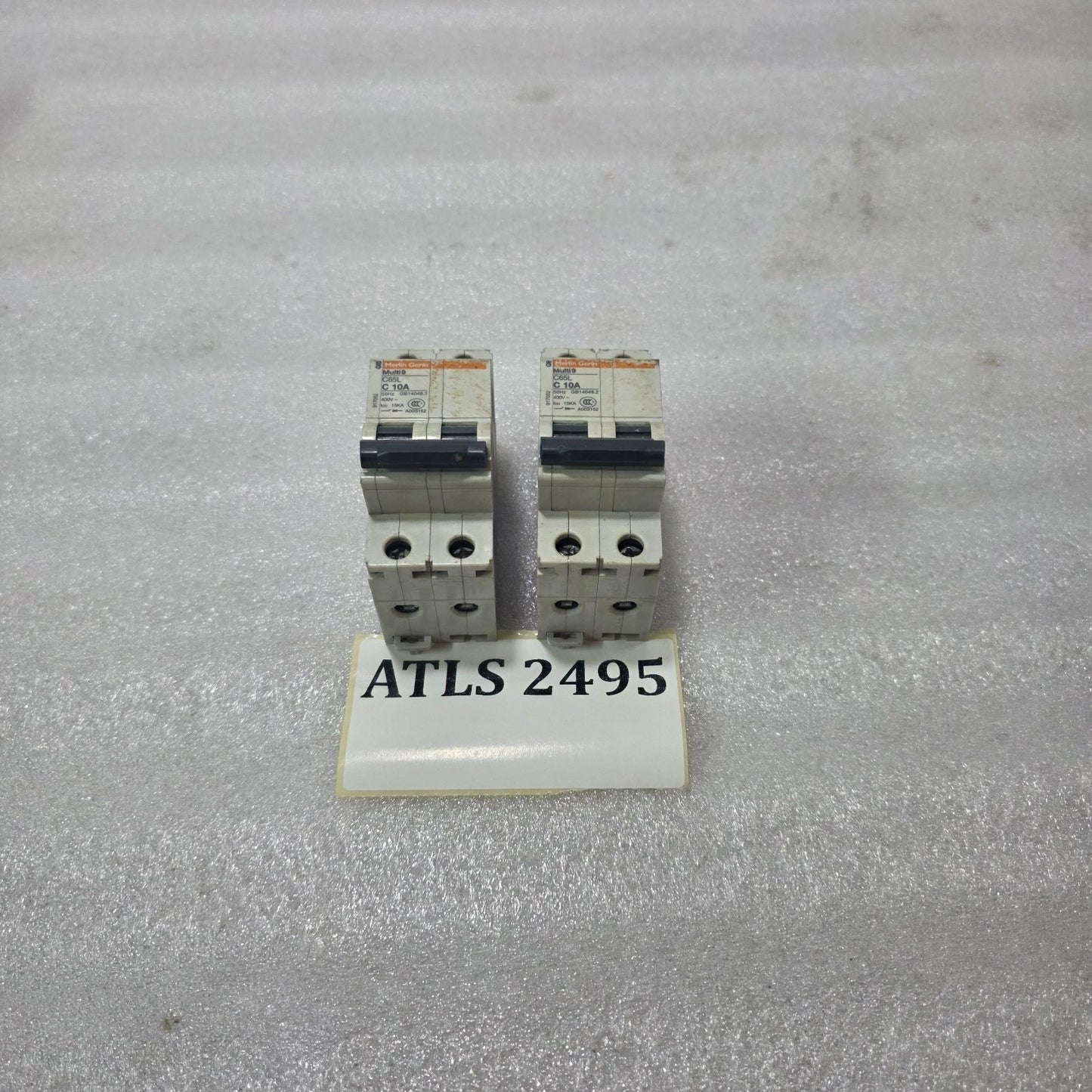 MERLIN GERIN MULTI9 C65L C10A 2 POLE MCB 400V 15KA CIRCUIT BREAKER