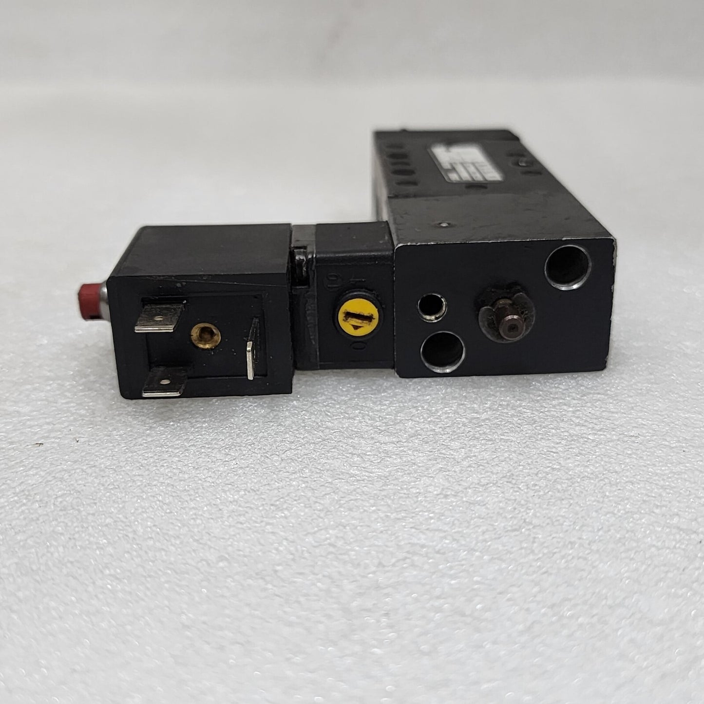 X4 1755 00 000 PNEUMATIC VALVE 2-10 BAR