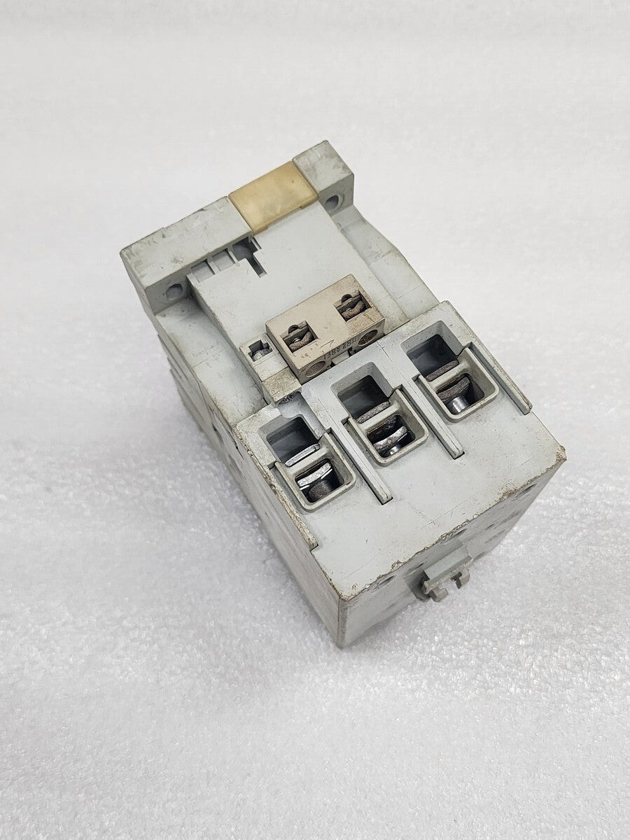 ALLEN BRADLEY CAT 300-CO-930 MAGNETIC CONTACTOR COIL VOLTAGE 110-120V