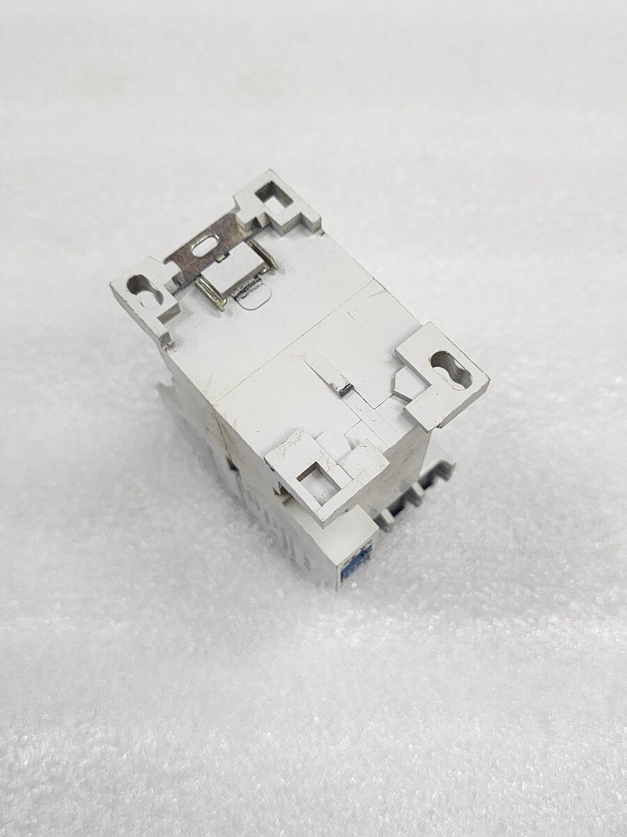 EAW DDR LX00-40E MAGNETIC CONTACTOR COIL VOLTAGE 220V