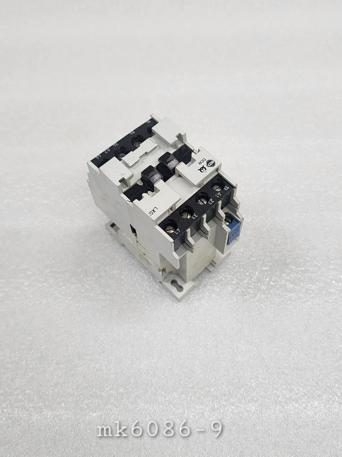 EAW DDR LX00-40E MAGNETIC CONTACTOR COIL VOLTAGE 220V