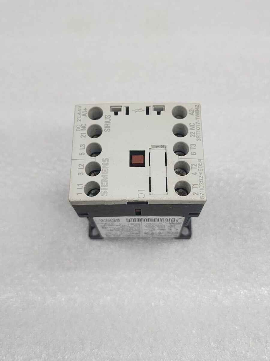 SIEMENS 3RT1017-1WB42 MAGNETIC CONTACT 5.5KW 400-690V