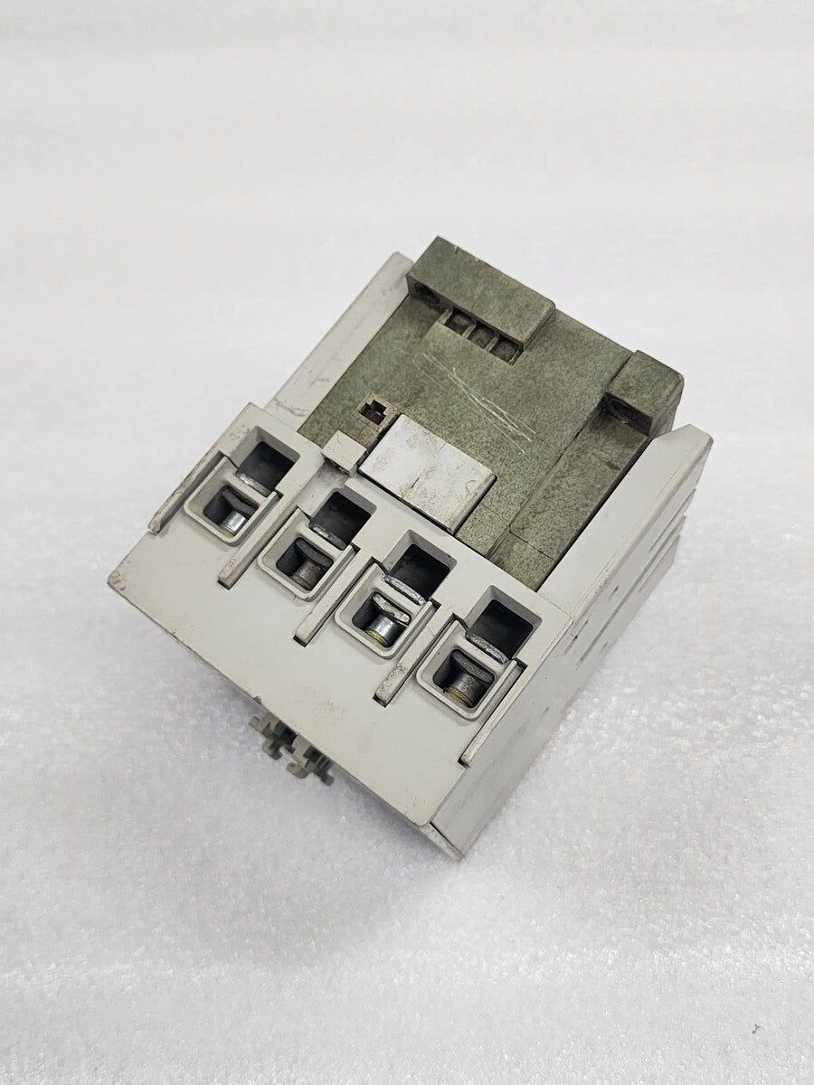 ALLEN BRADLEY CAT 100-C90-200 SER A MAGNETIC CONTACTOR COIL VOLTAGE 110-120V