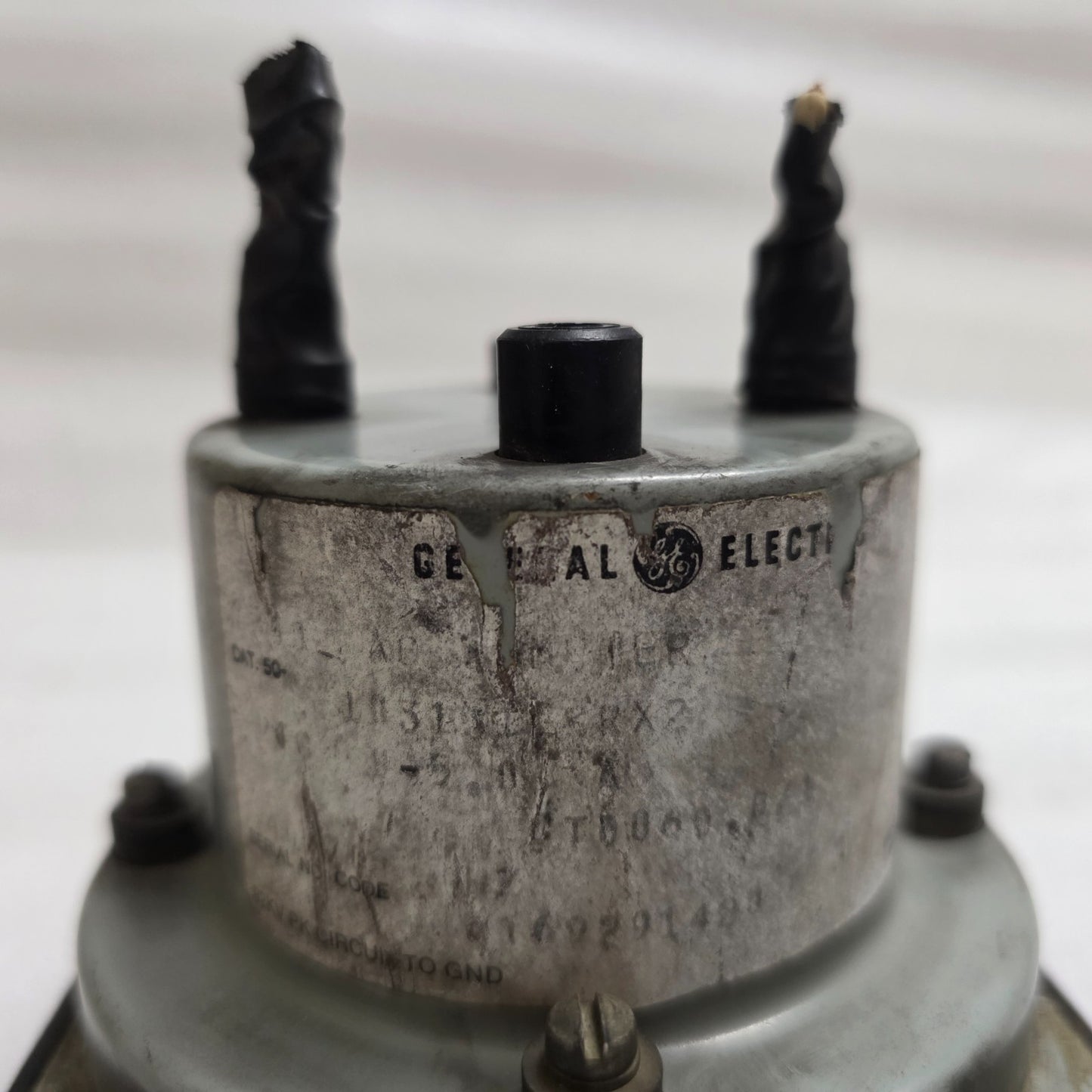 GENERAL ELECTRIC 6477K34187 ANALOG AC AMMETER PANEL METER 0 TO 300 AC AMPERES