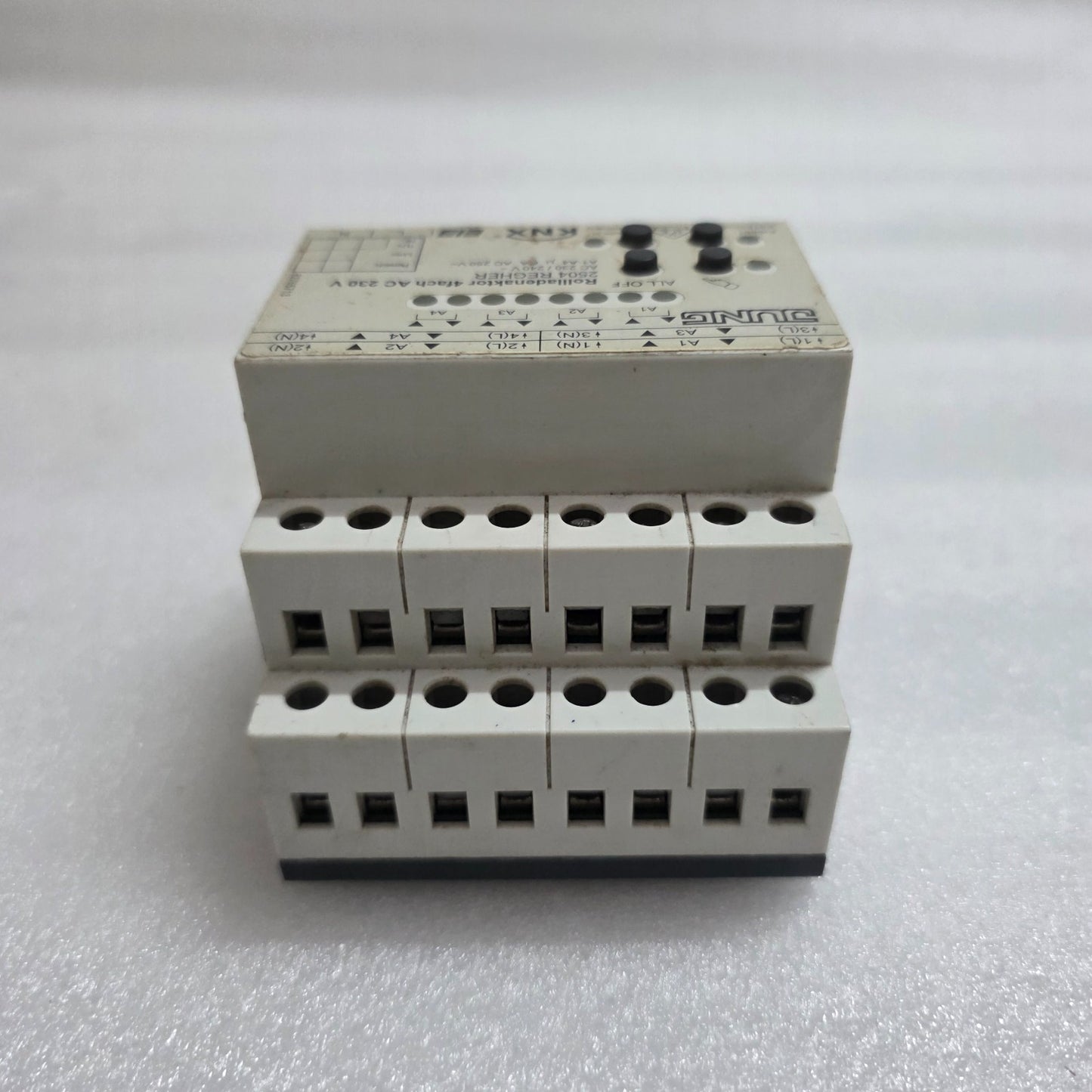 ALBRECHT JUNG 2504 REGHER KNX SHUTTER ACTUATOR