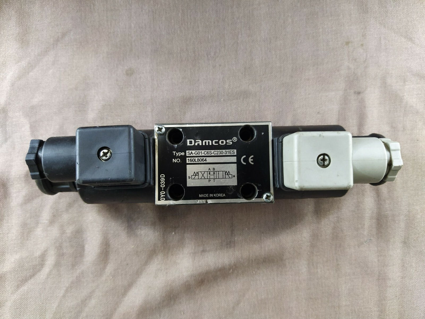 Damcos SA G01 C6S C230 31ES Solenoid Operated Directional Control Valve SAG01C6S