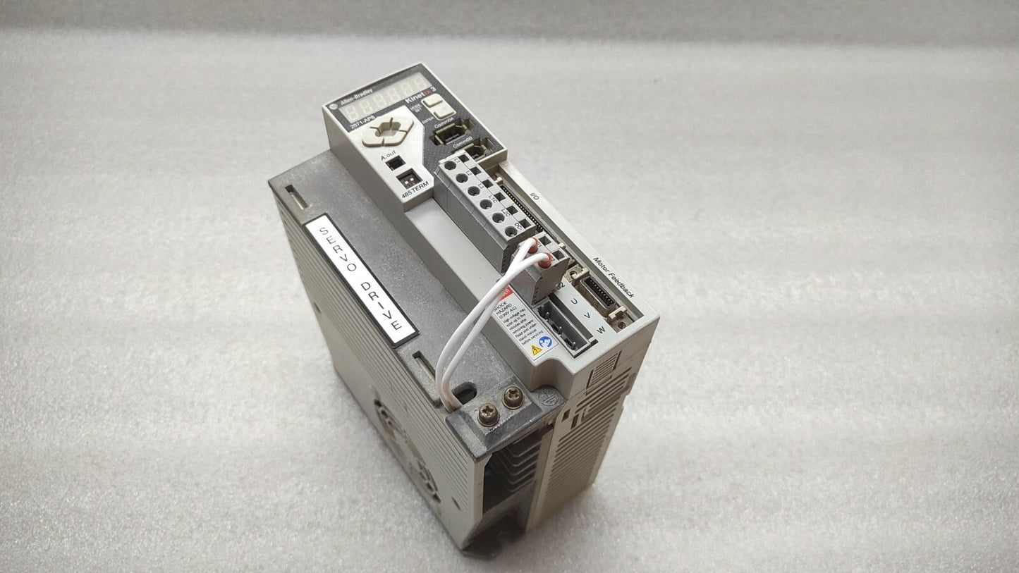 ALLEN BRADLEY CAT 2071-AP8 KINETIX SERVO DRIVE 5.0A