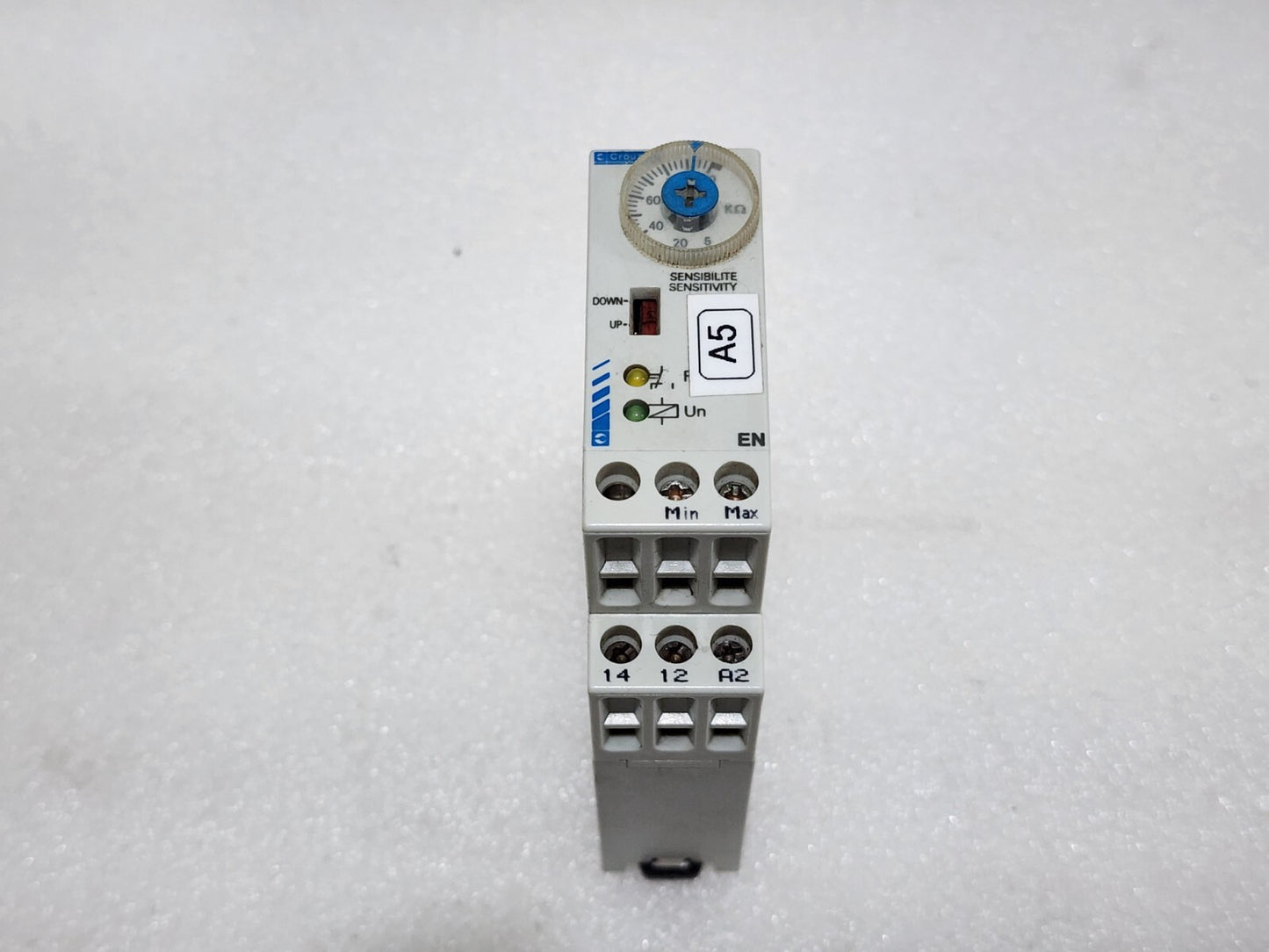 CROUZET 84870004 LIQUID LEVEL CONTROLLER 230VAC