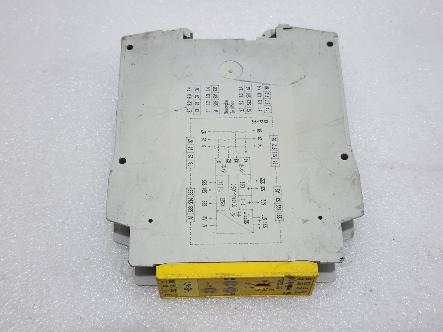 WIELAND SNV-4063KL-A SAFETY RELAY R1.188.0620.0 24VDC