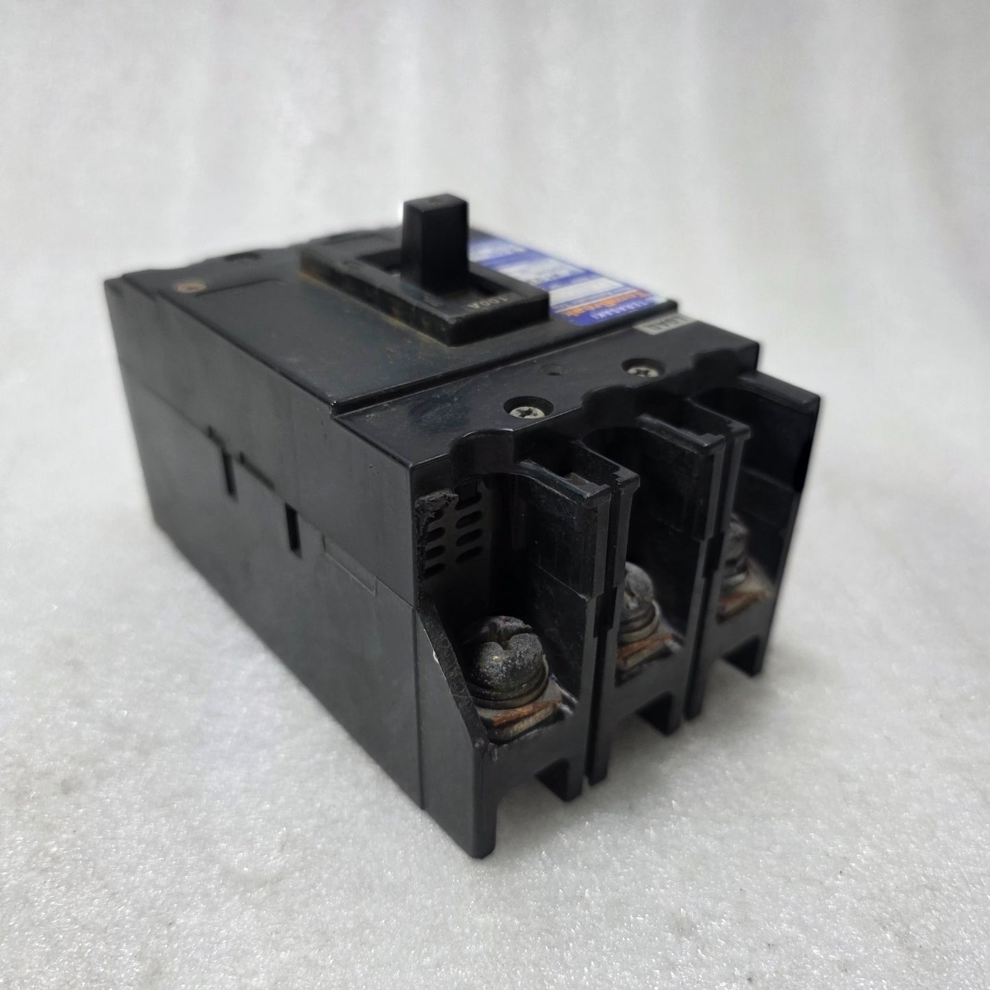 TERASAKI TEMBREAK XE100NN 100A 3 POLE NON-AUTOMATIC TRIP MCCB | 660V AC / 250V D