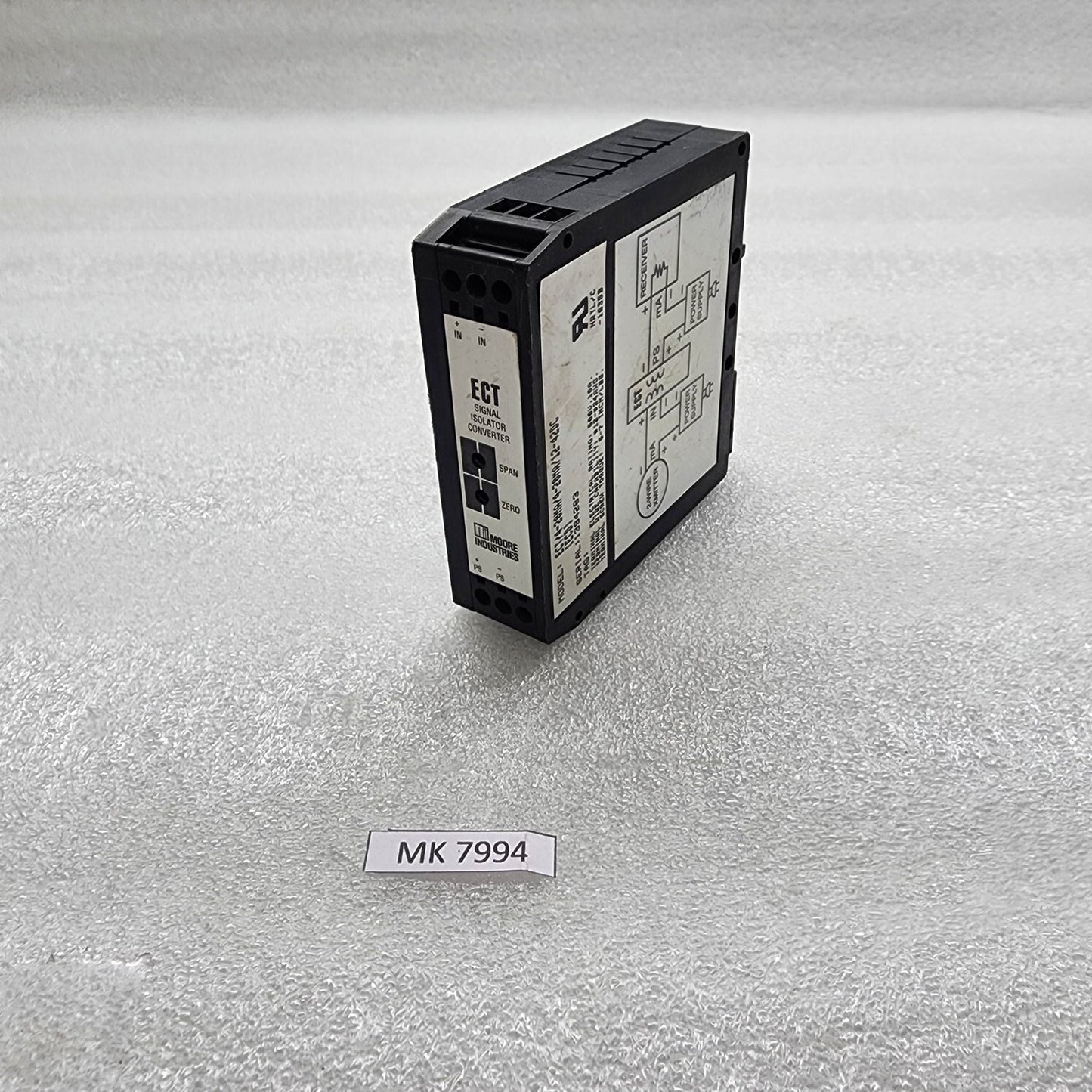MOORE ECT SIGNAL ISOLATOR CONVERTER