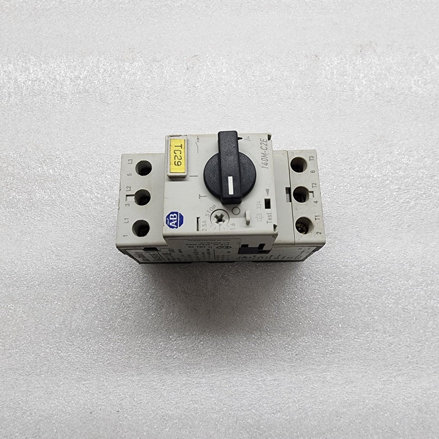 ALLEN BRADLEY CAT 140M-C2W-B25 MANUAL MOTOR STARTER 1.6-2.5A