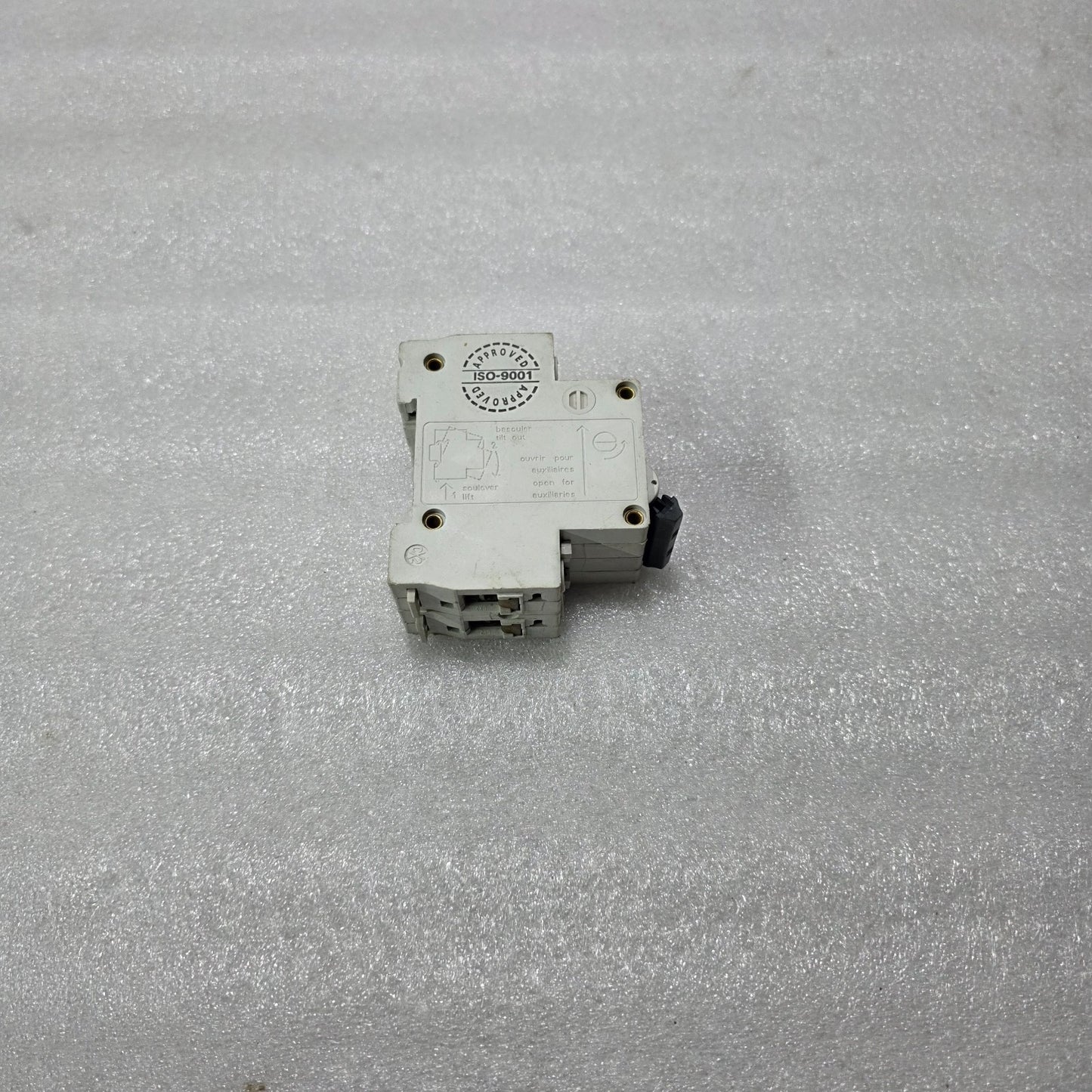 IMA DZ47 C16 2 POLE MCB 16A 240/415V 6KA MINIATURE CIRCUIT BREAKER