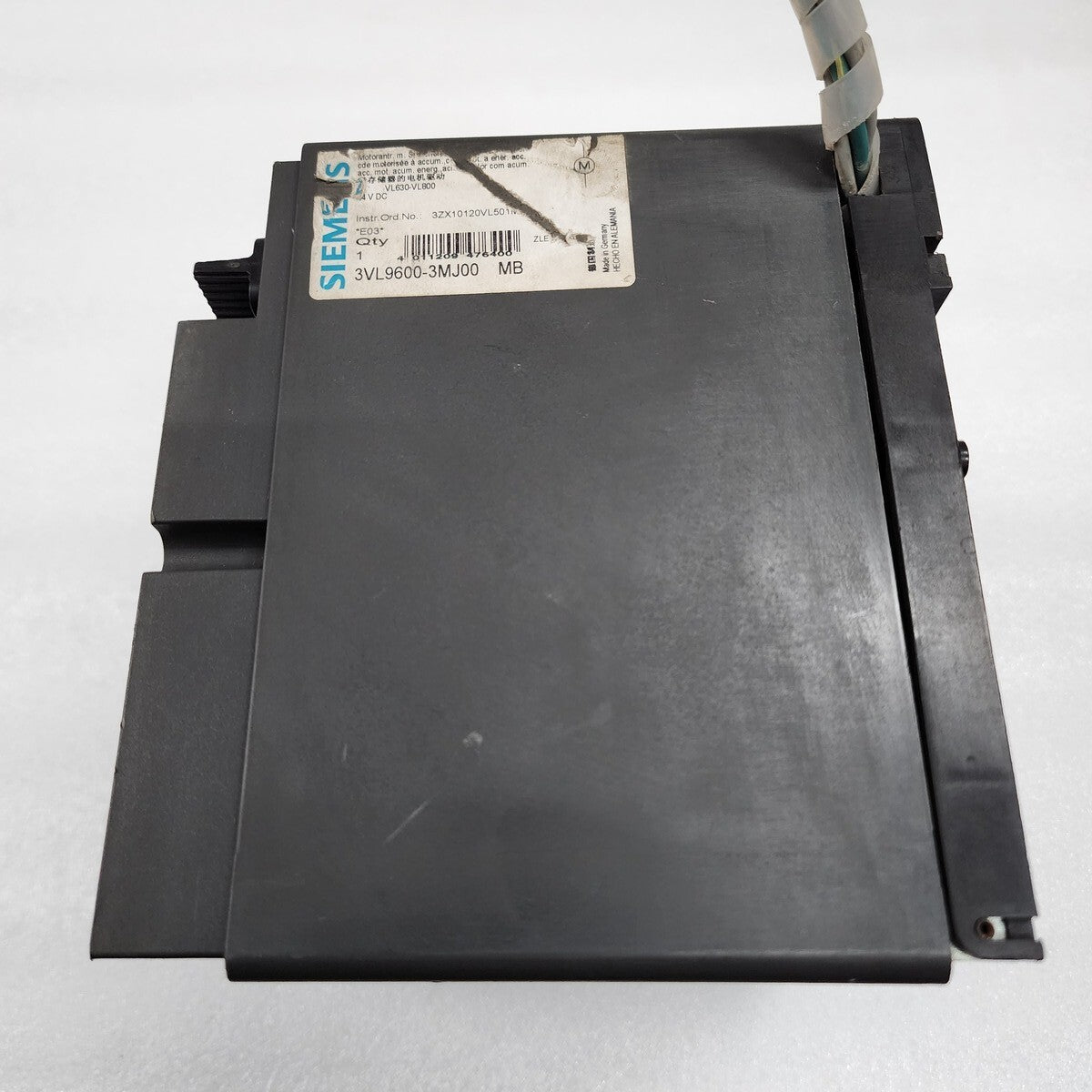 SIEMENS 3VL9600-3MJ00 BREAKER VL IEC 3VL5 6 MOTOR OPERATOR 24VDC