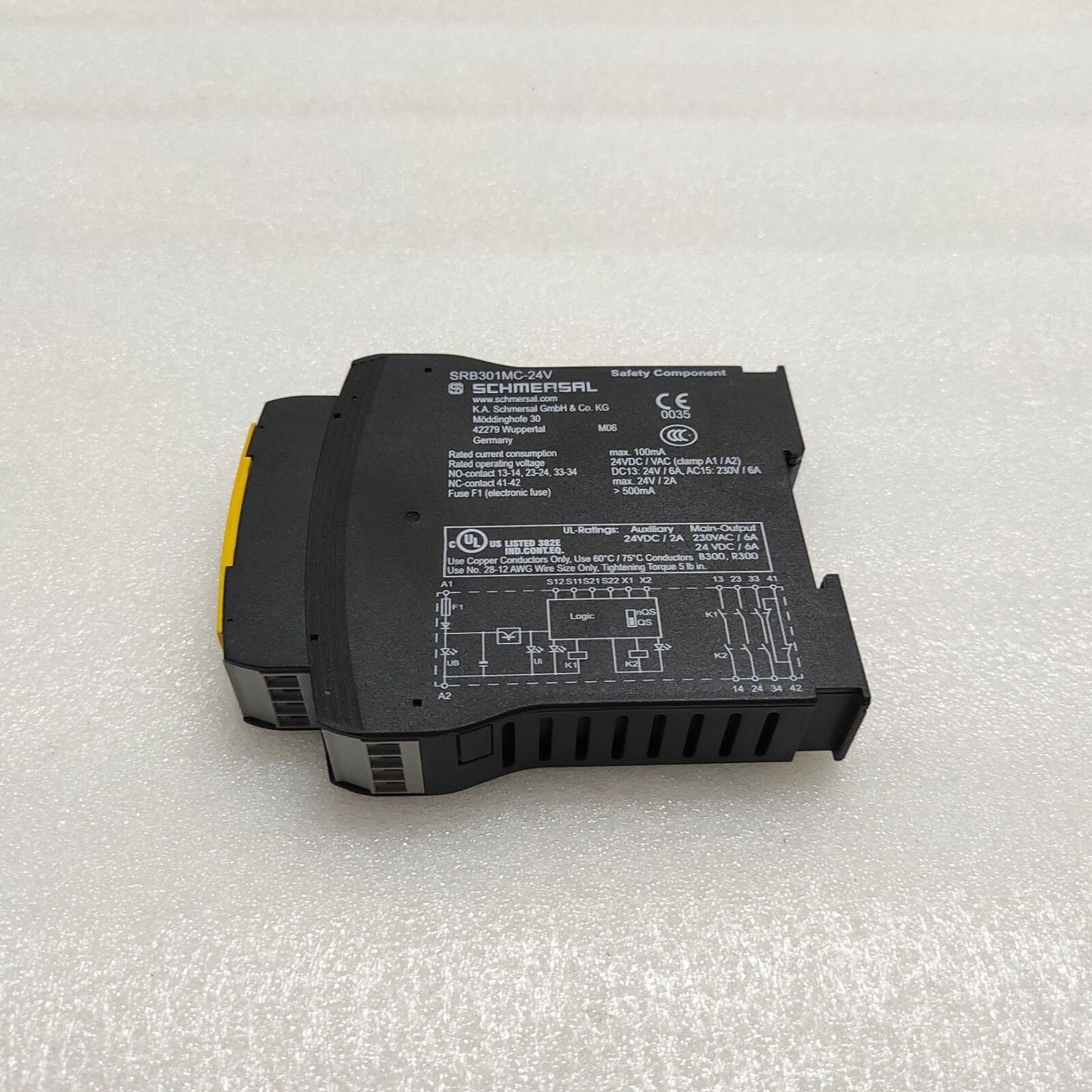 SCHMERSAL PROTECT SRB301MC SAFETY RELAY 24V