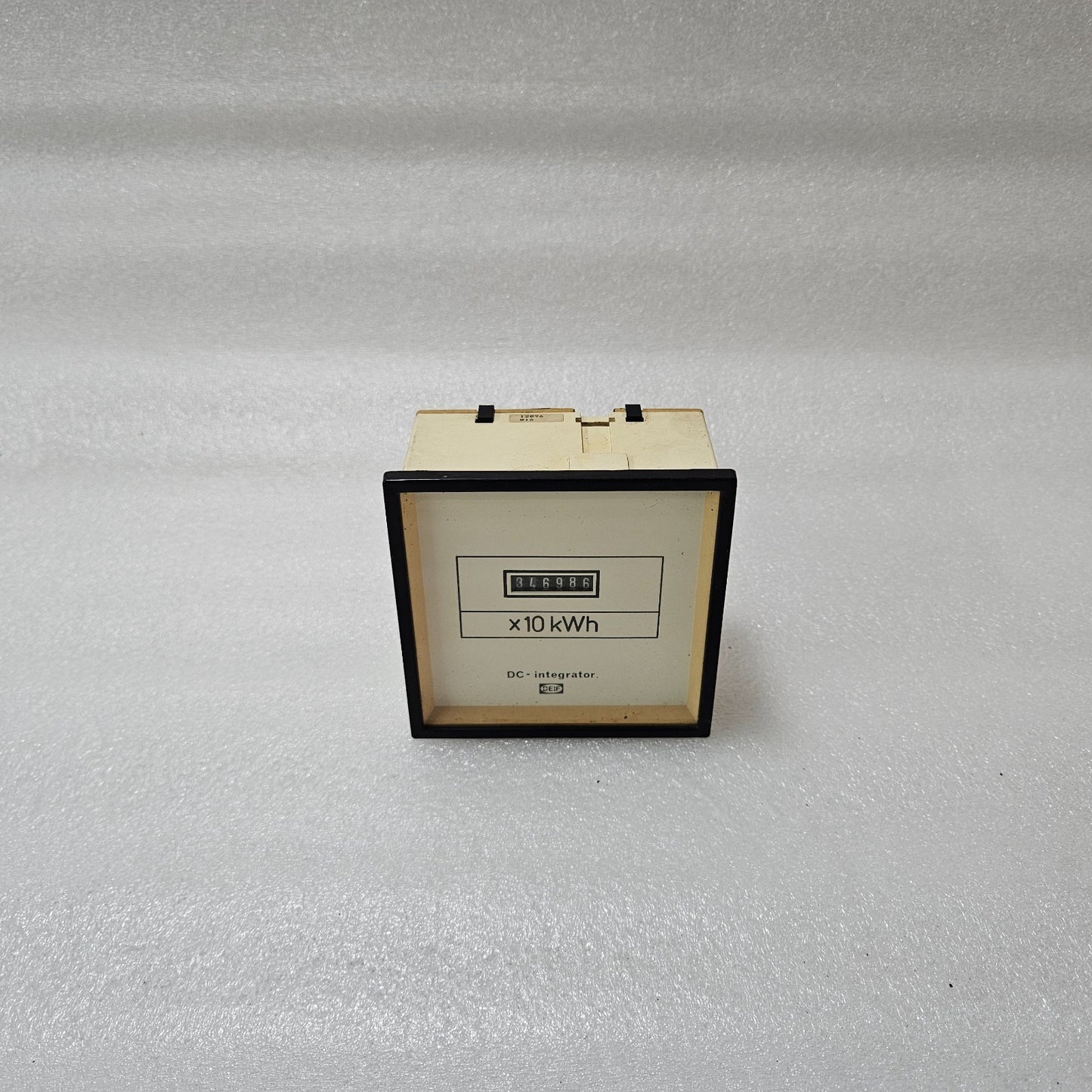 DEIF DC INTEGRATOR PANEL METER 0–10V DC INPUT ENERGY COUNTER 0–1500 KWH 440V