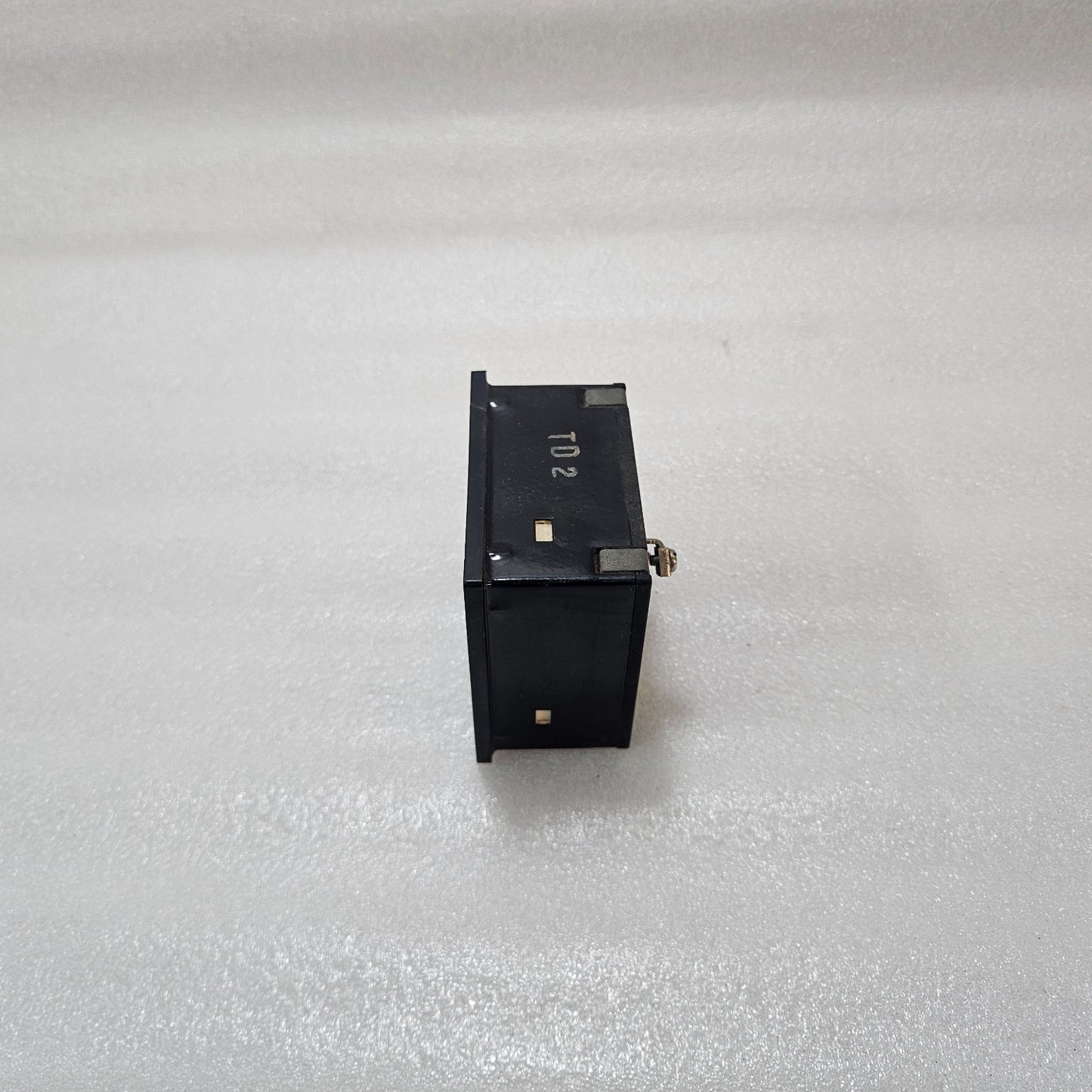 CELSA ANALOG VOLTMETER PANEL METER 0–600V AC