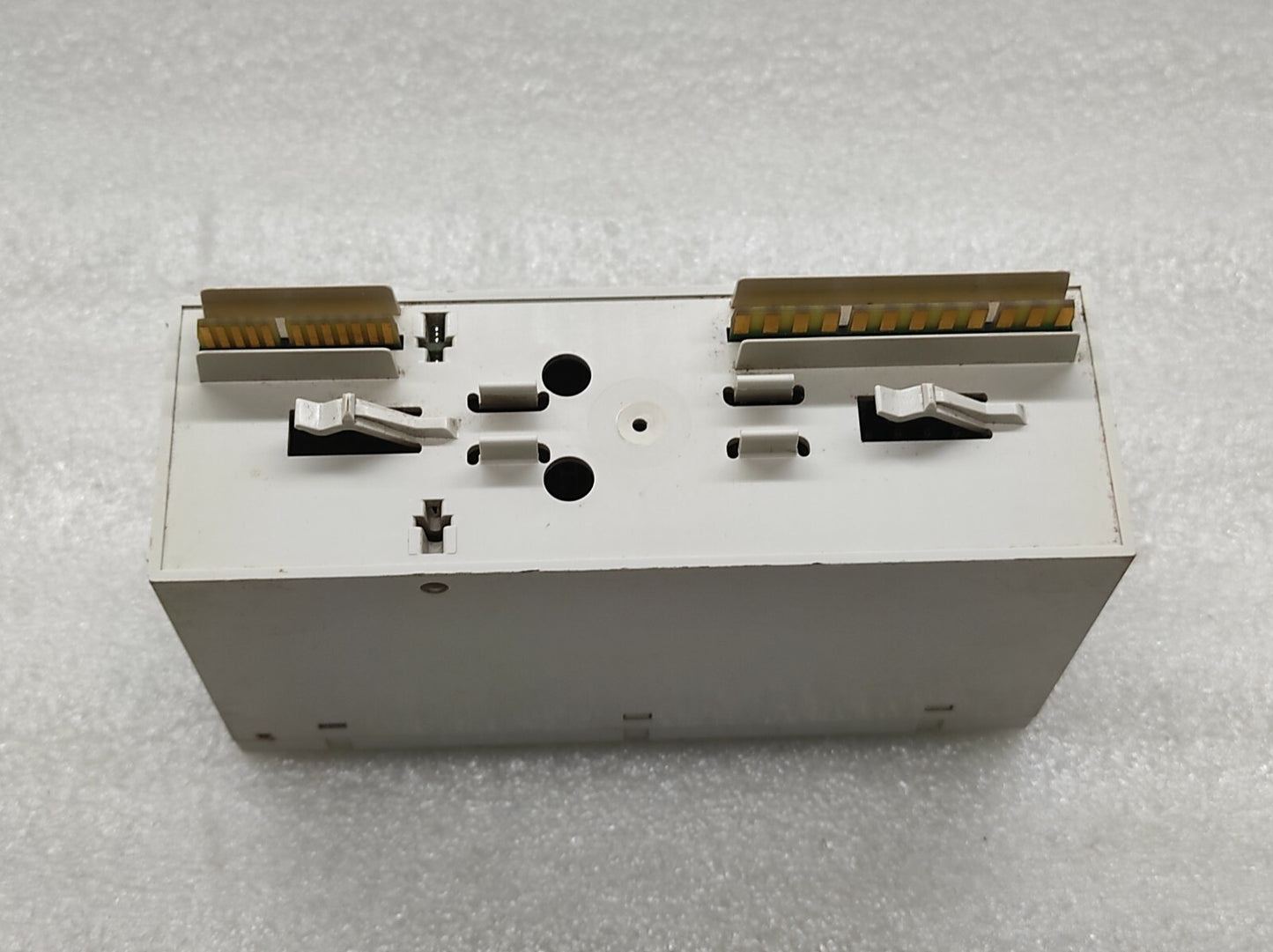 SAIA BURGESS PCD4.E110 DIGITAL MODULE