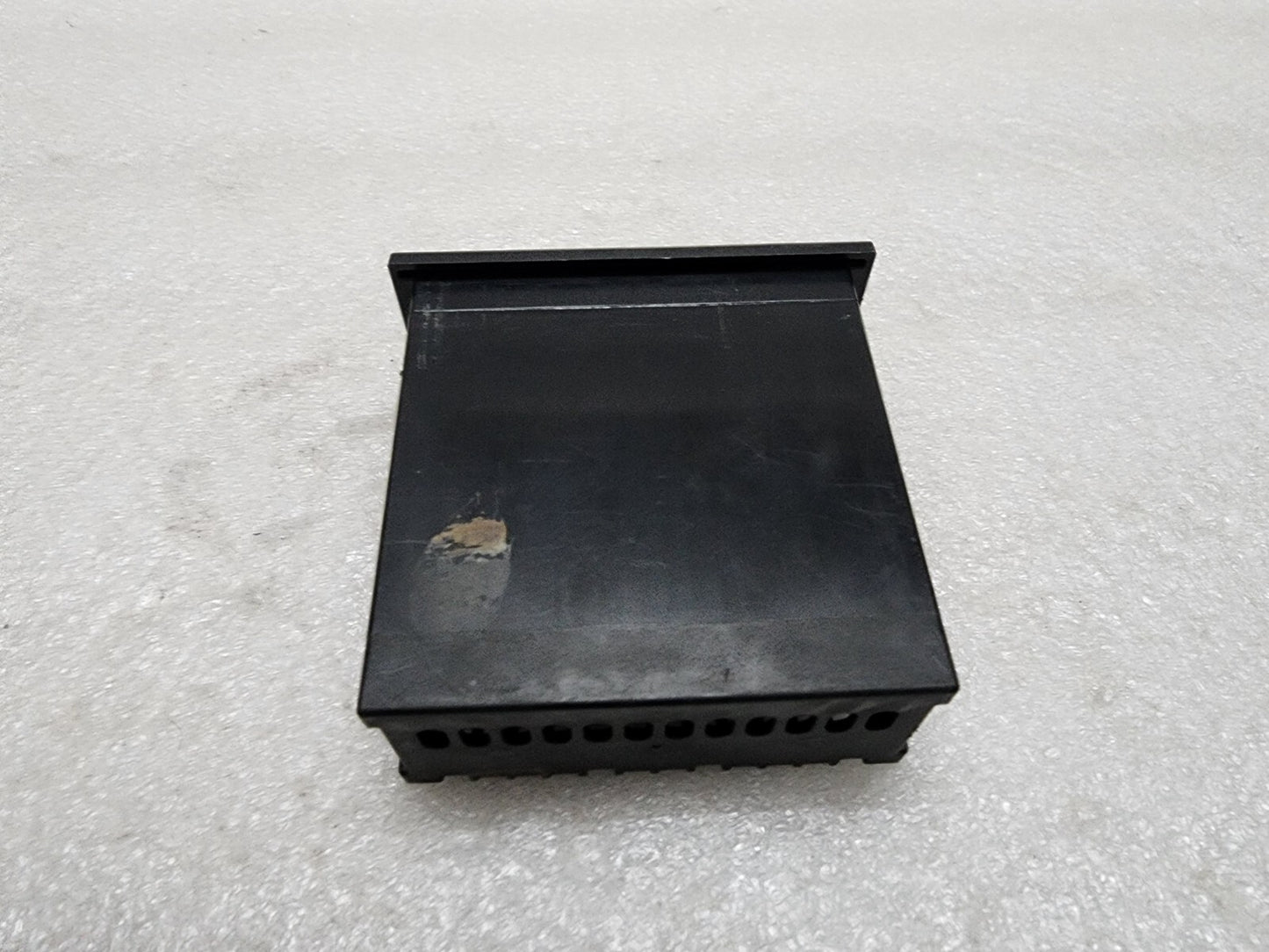 LAE ELECTRONIC CDC122T1R2 PANEL METER 12V