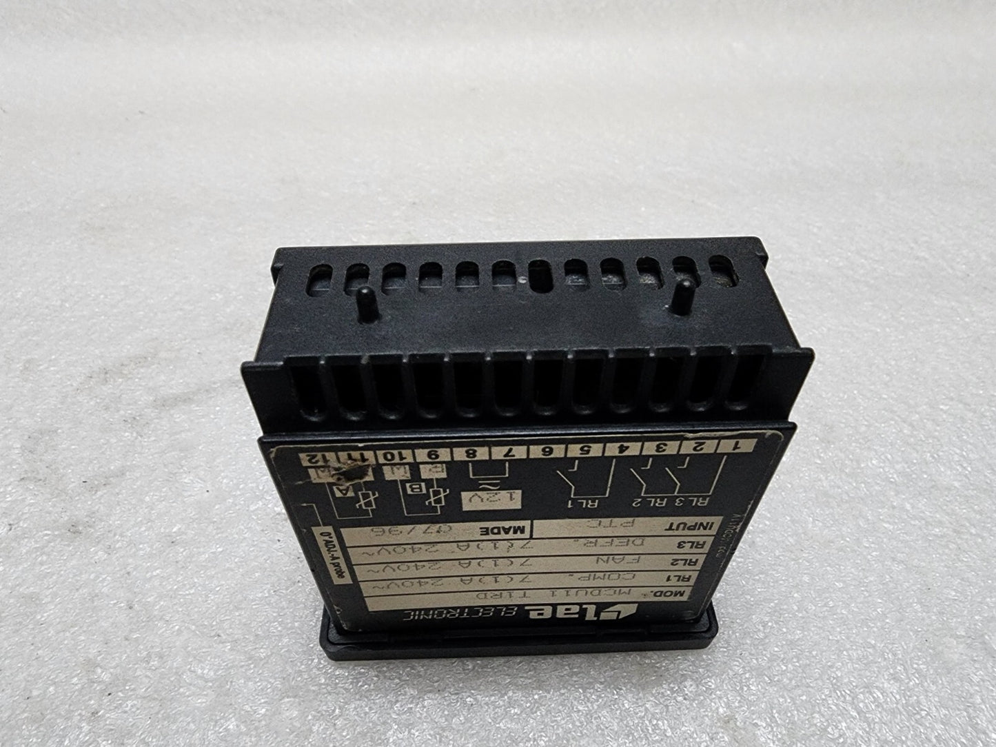LAE ELECTRONICS MCDU11-T1RD TEMPERATURE CONTROLLER 12VDC
