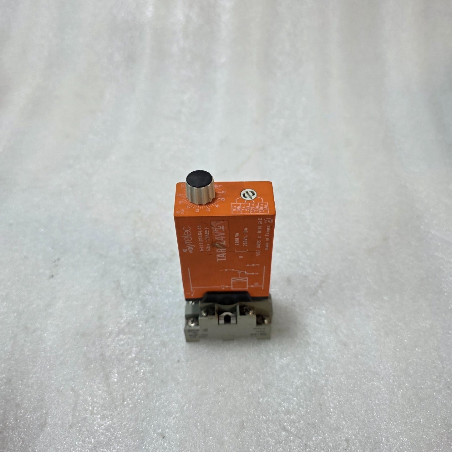 SYRELEC TAR 24V ADJUSTABLE TIMER RELAY – 2200VA, 250VAC 10A TIME DELAY RELAY