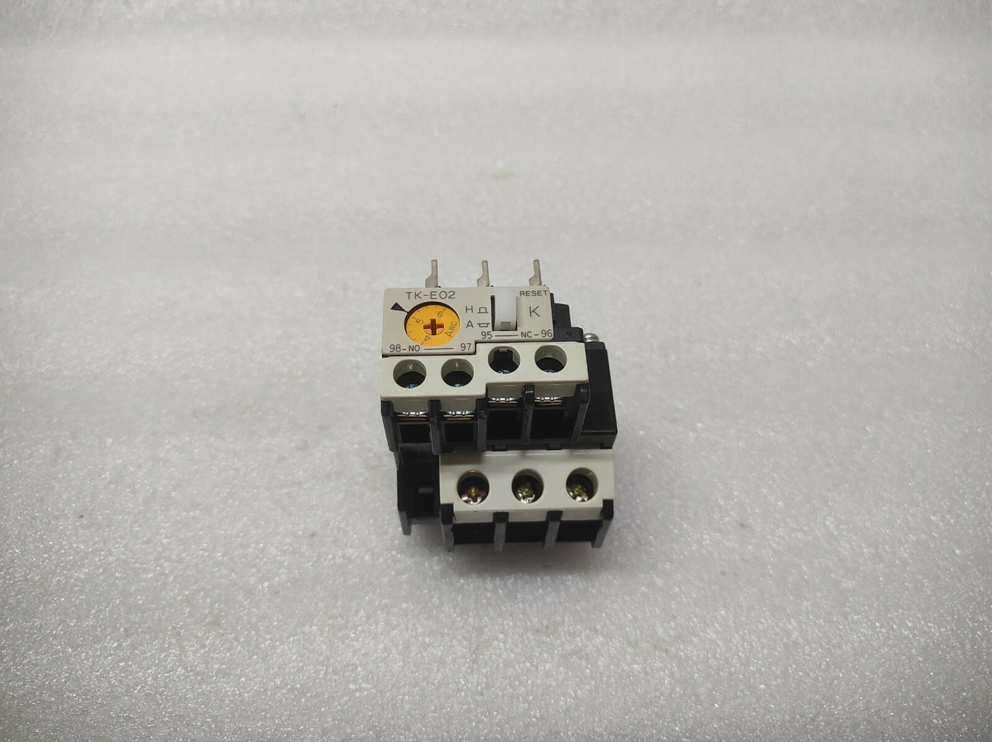 FUJI TK-E02 THERMAL OVERLOAD RELAY 4-6A TK22E