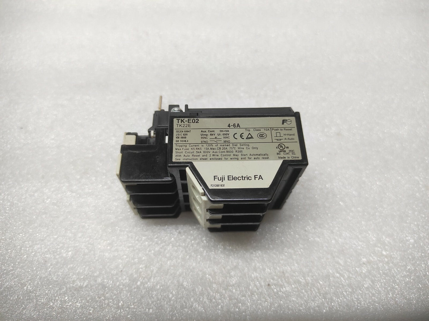 FUJI TK-E02 THERMAL OVERLOAD RELAY 4-6A TK22E