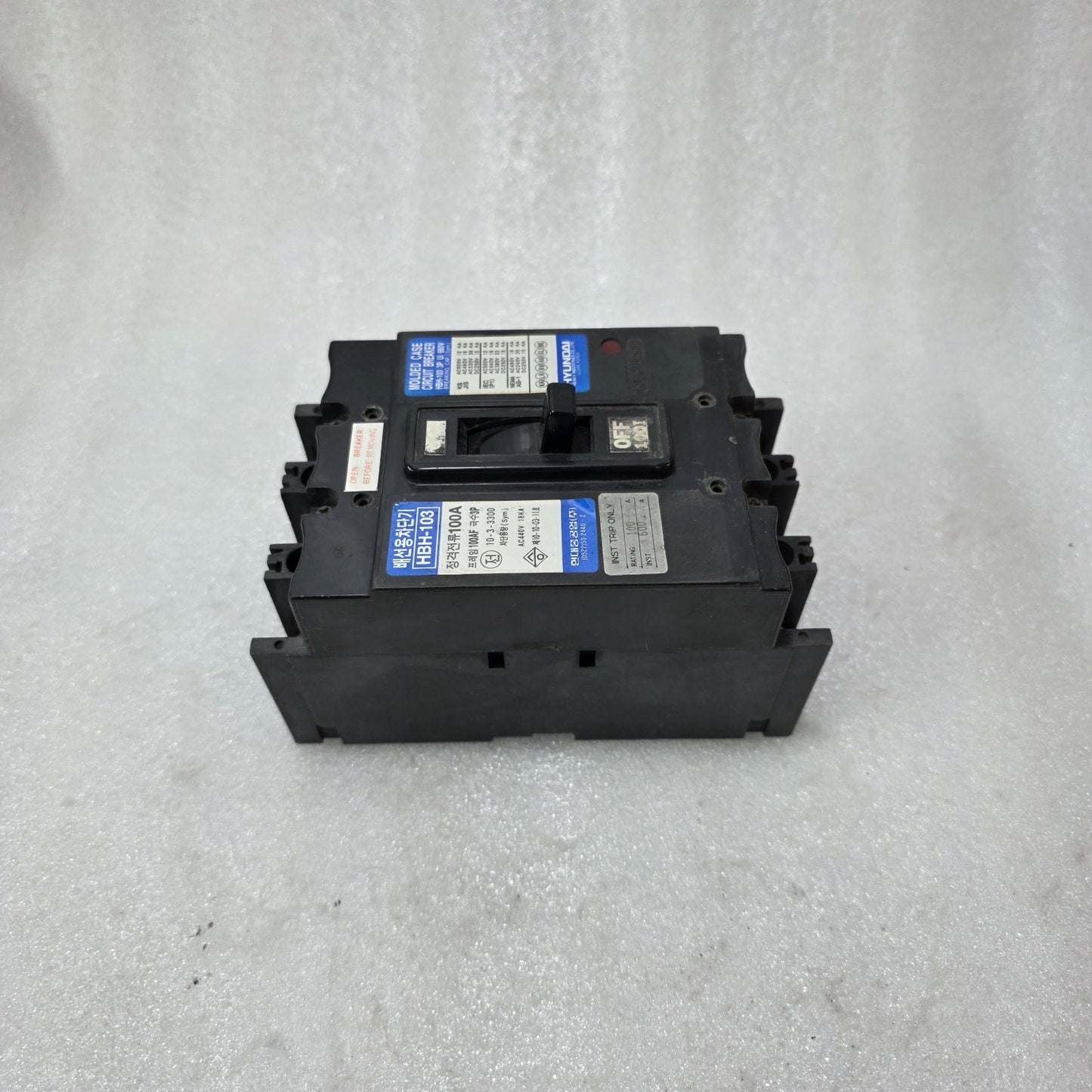 HYUNDAI HBH-103 MOLDED CASE CIRCUIT BREAKER 3P 100A 660V MCCB 18KA