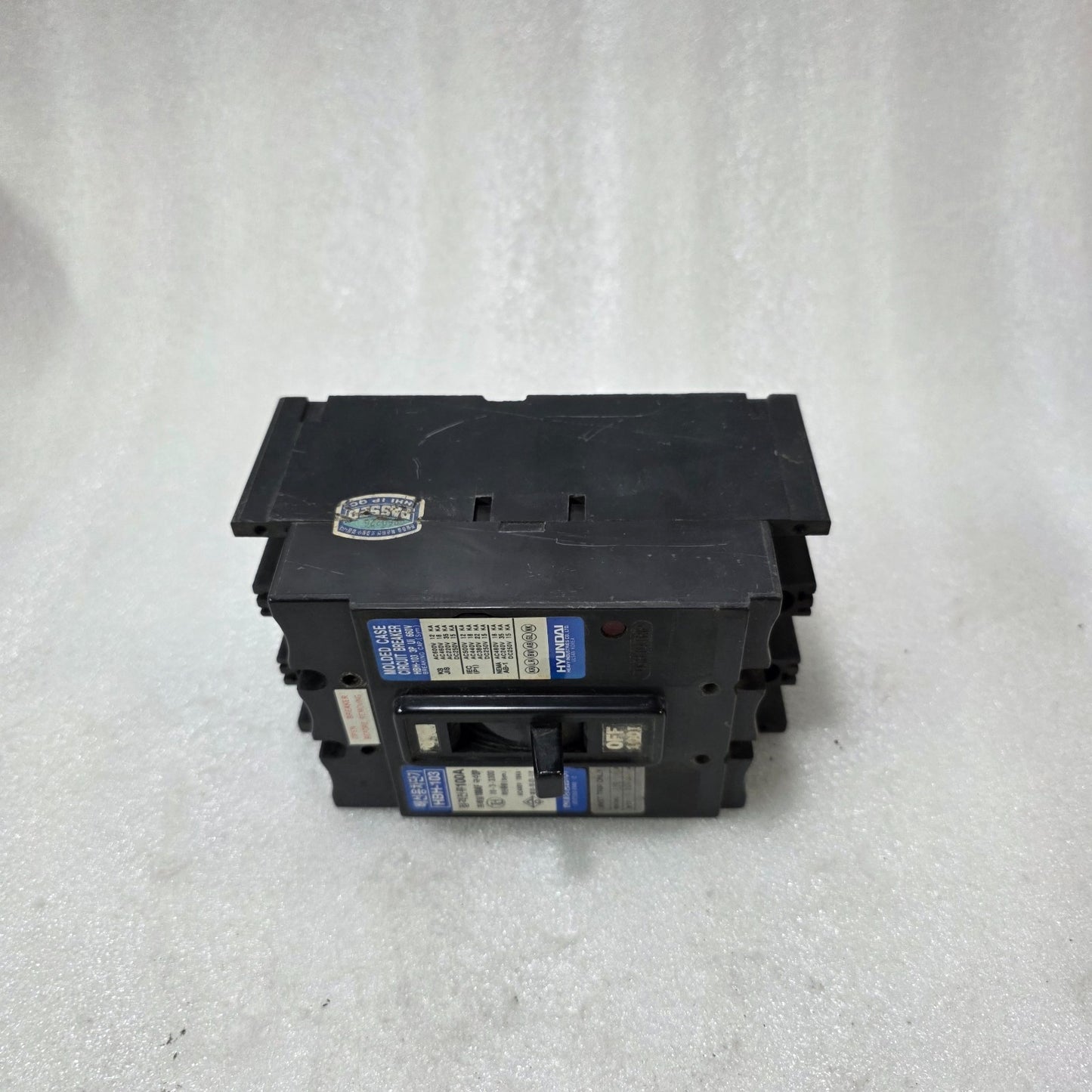 HYUNDAI HBH-103 MOLDED CASE CIRCUIT BREAKER 3P 100A 660V MCCB 18KA