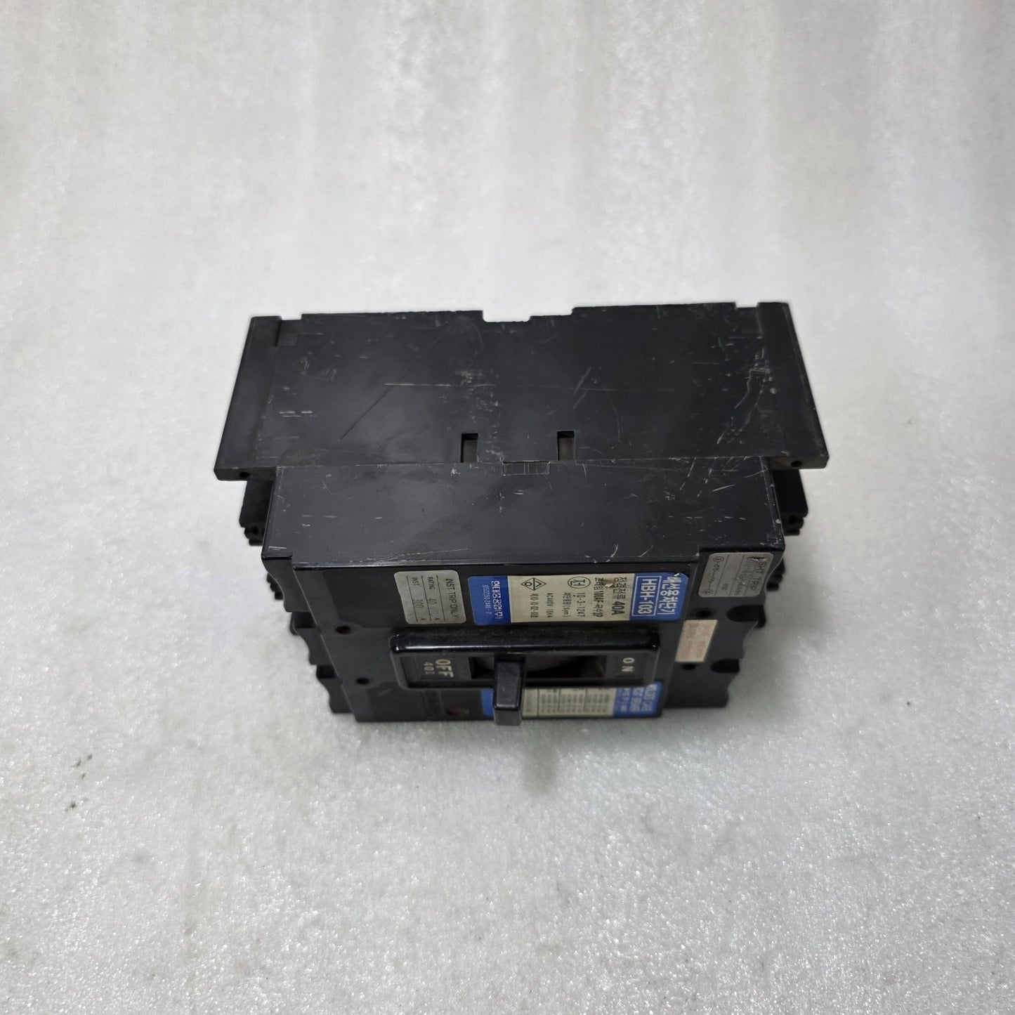 HYUNDAI HBH-103 MOLDED CASE CIRCUIT BREAKER 3P 40A 660V MCCB 18KA INDUSTRIAL PRO